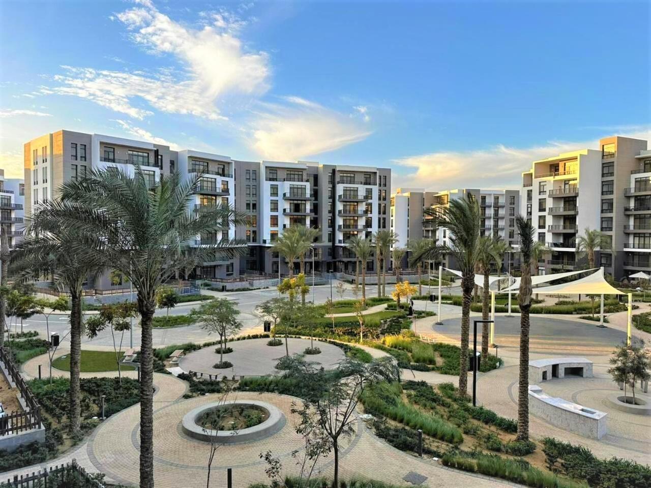 2BR Apartment CFC Aura Living