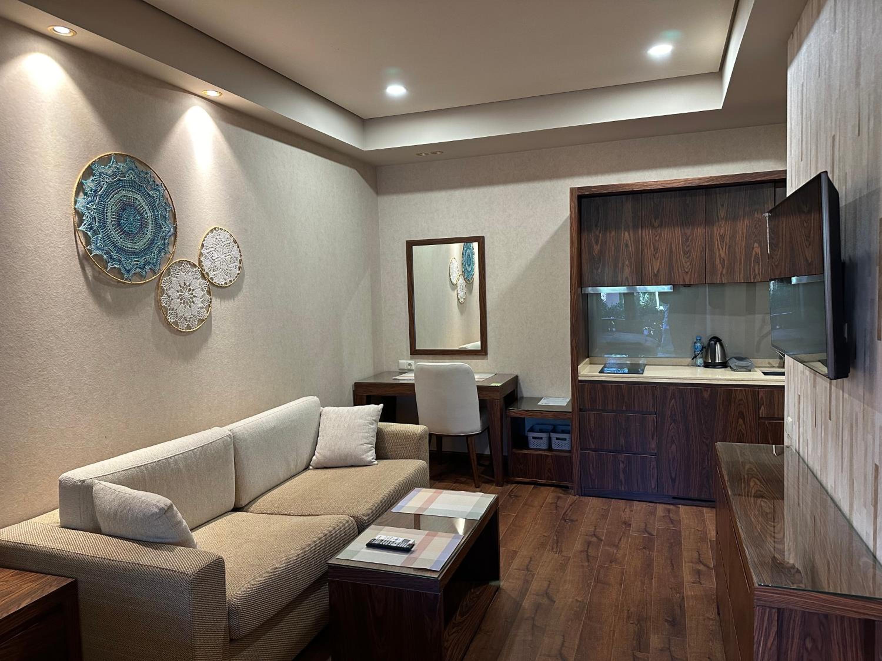 Seaside Apartment with a Private Garden view 2