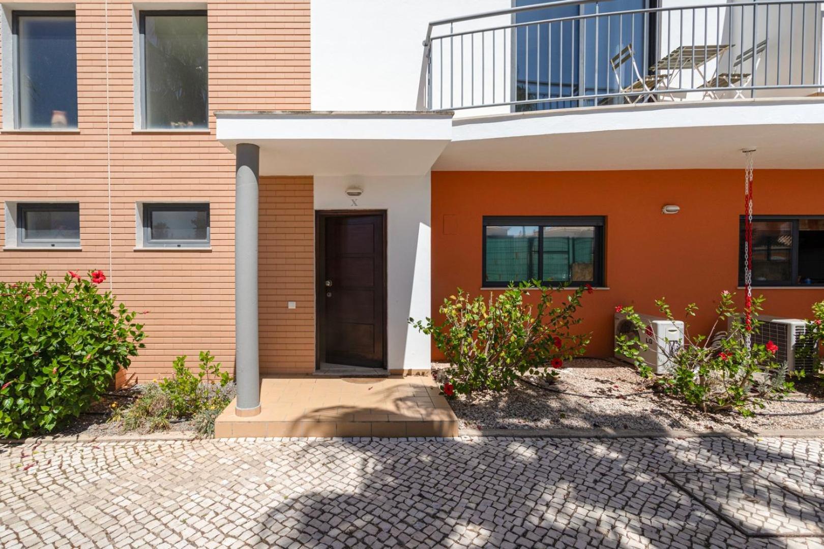 TAC - Pêra Gardens Villa view 4