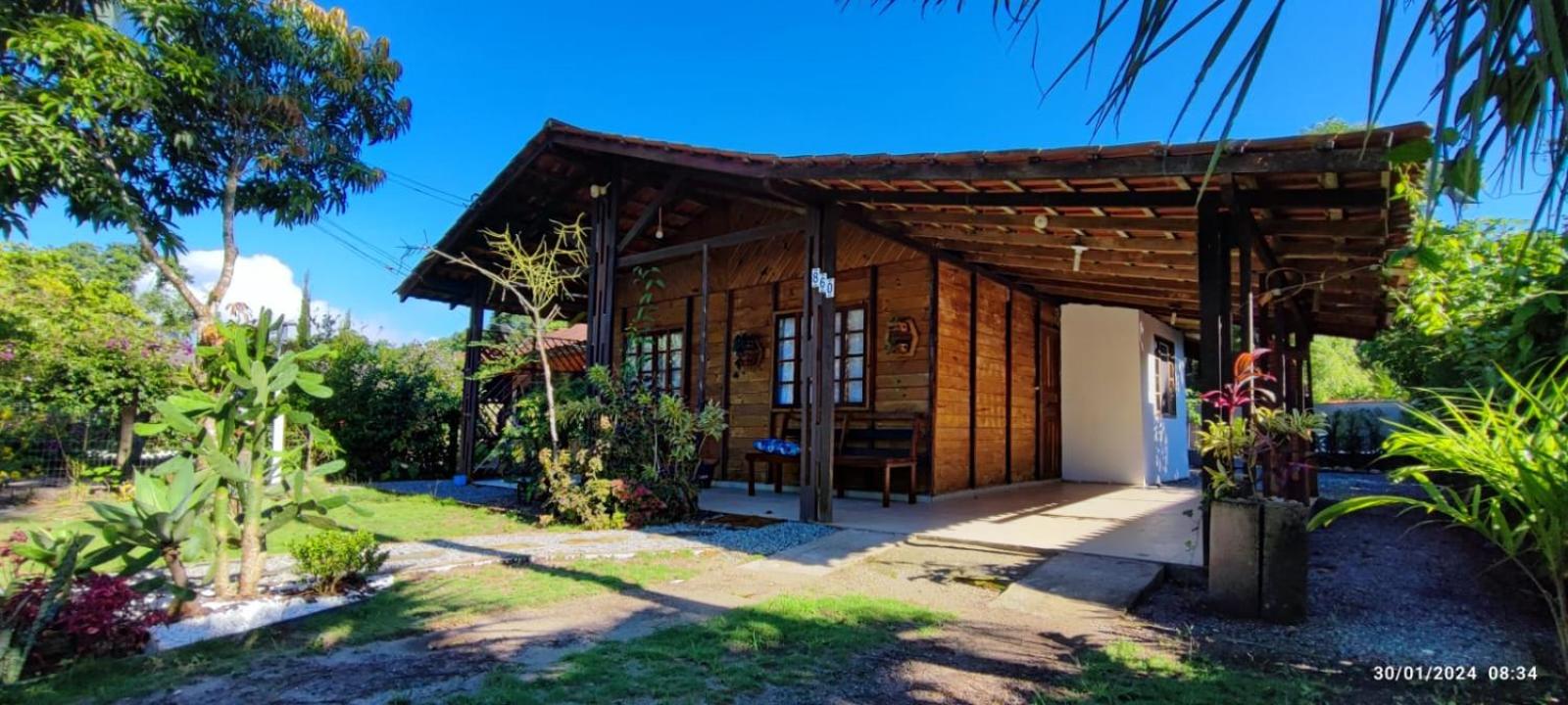 Casa Rústica, piscina com aquecimento solar e SPA