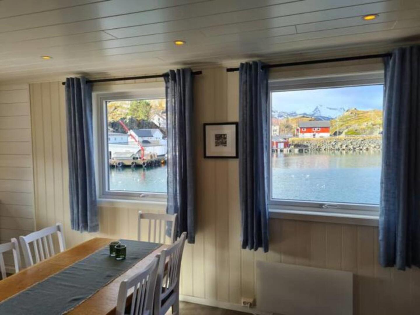 Damperiholmen Apartment, Lofoten view 2