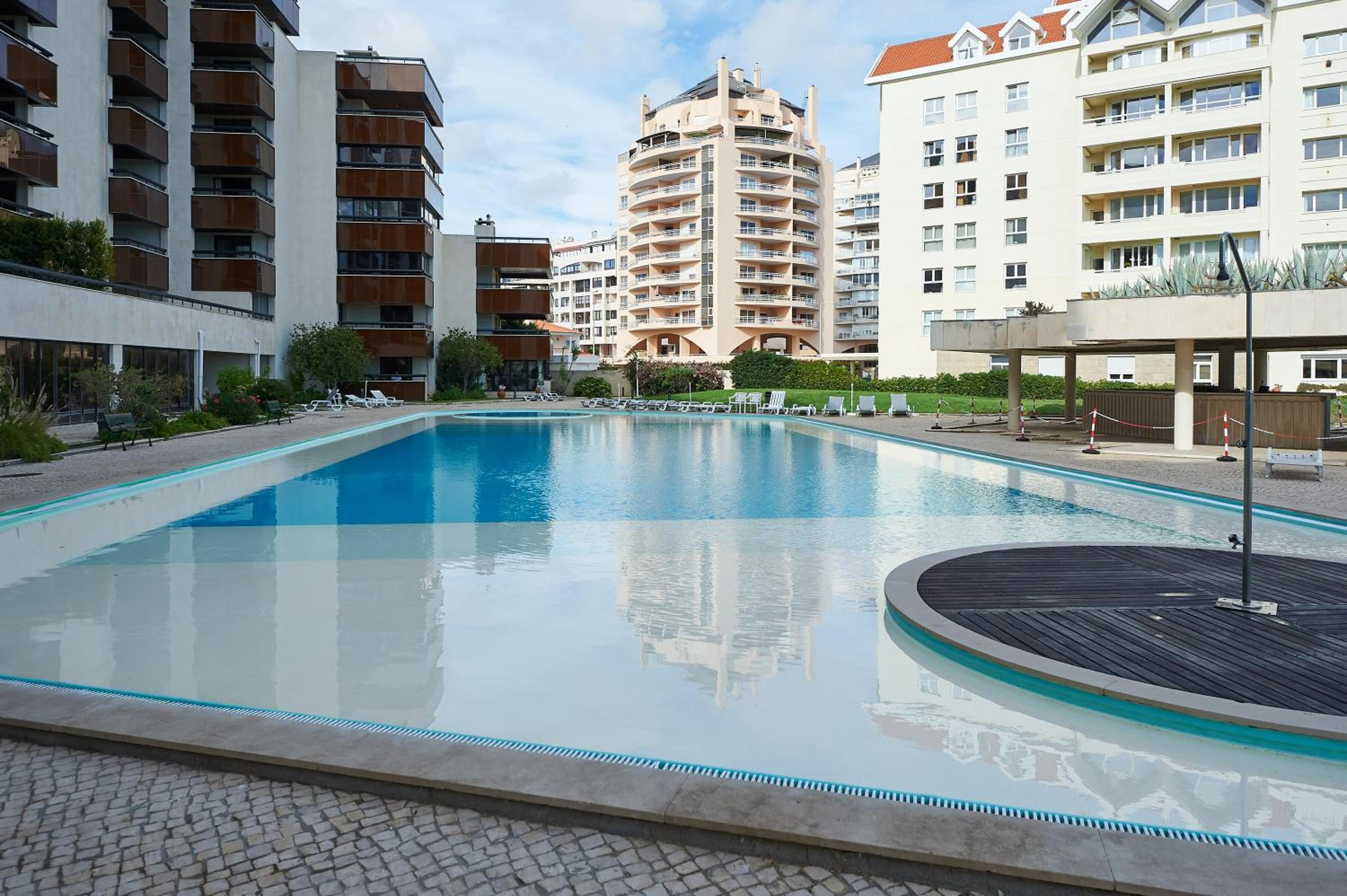 Luxury Ocean View Apartment view 5