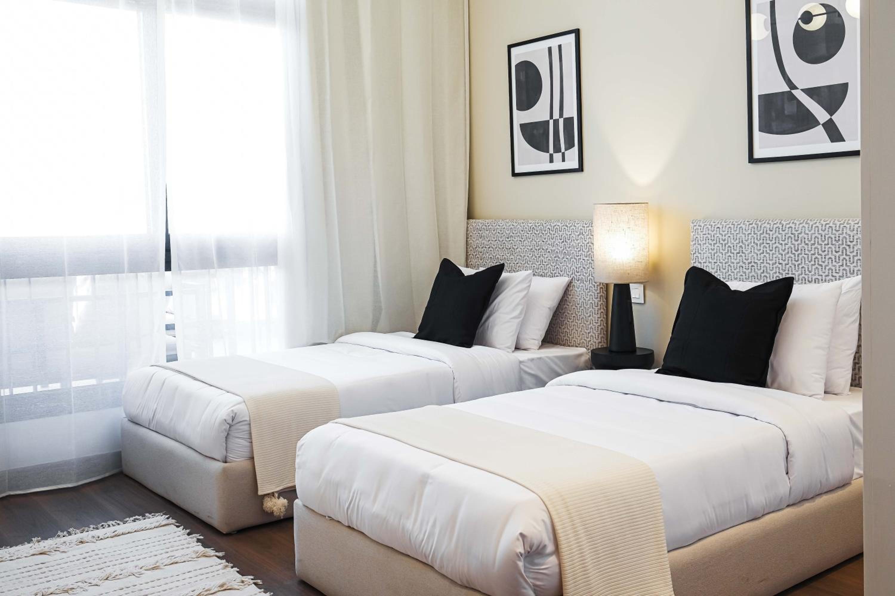 2BR Apartment CFC Aura Living