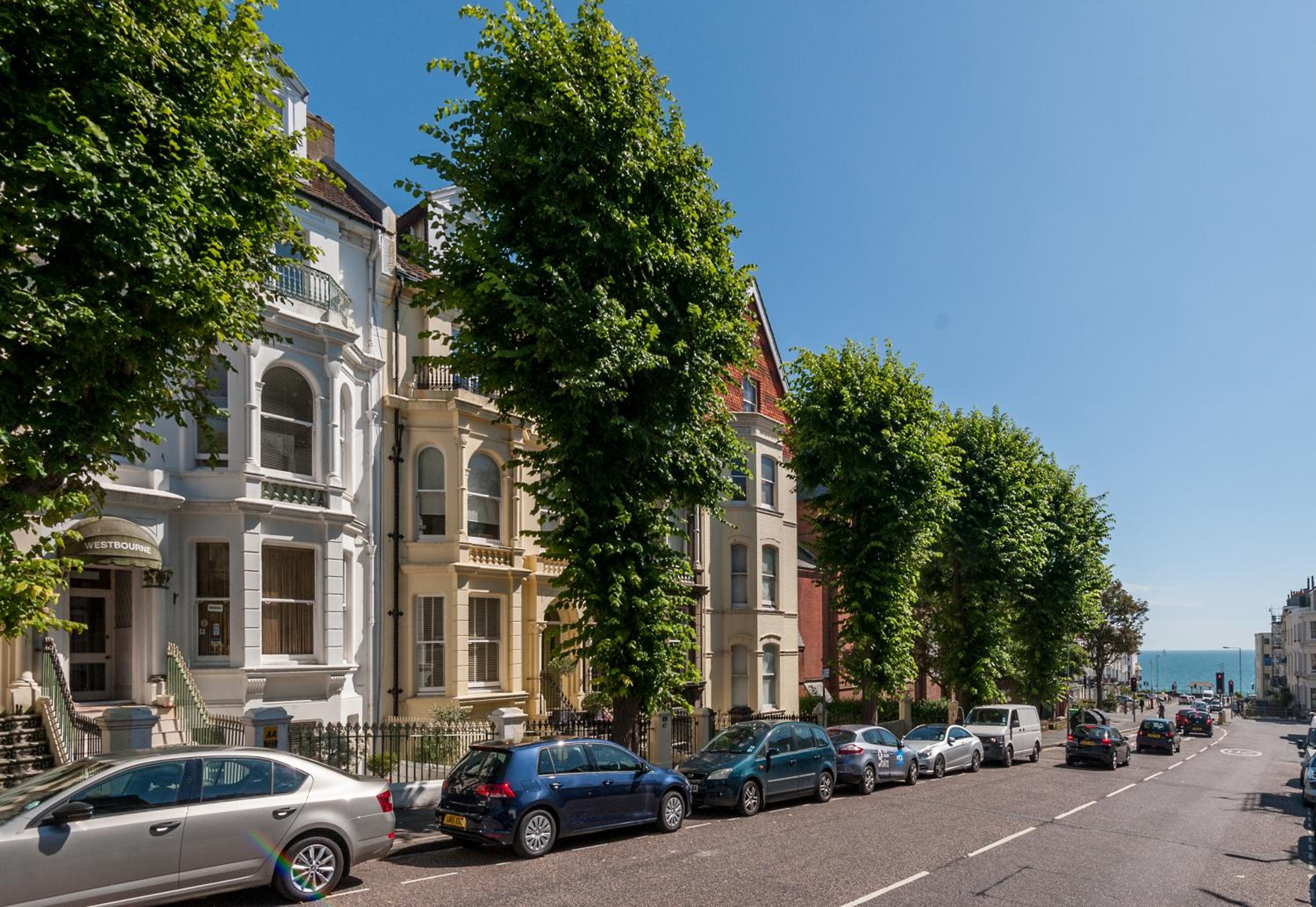 Hotel INNit Bliss - Image 1