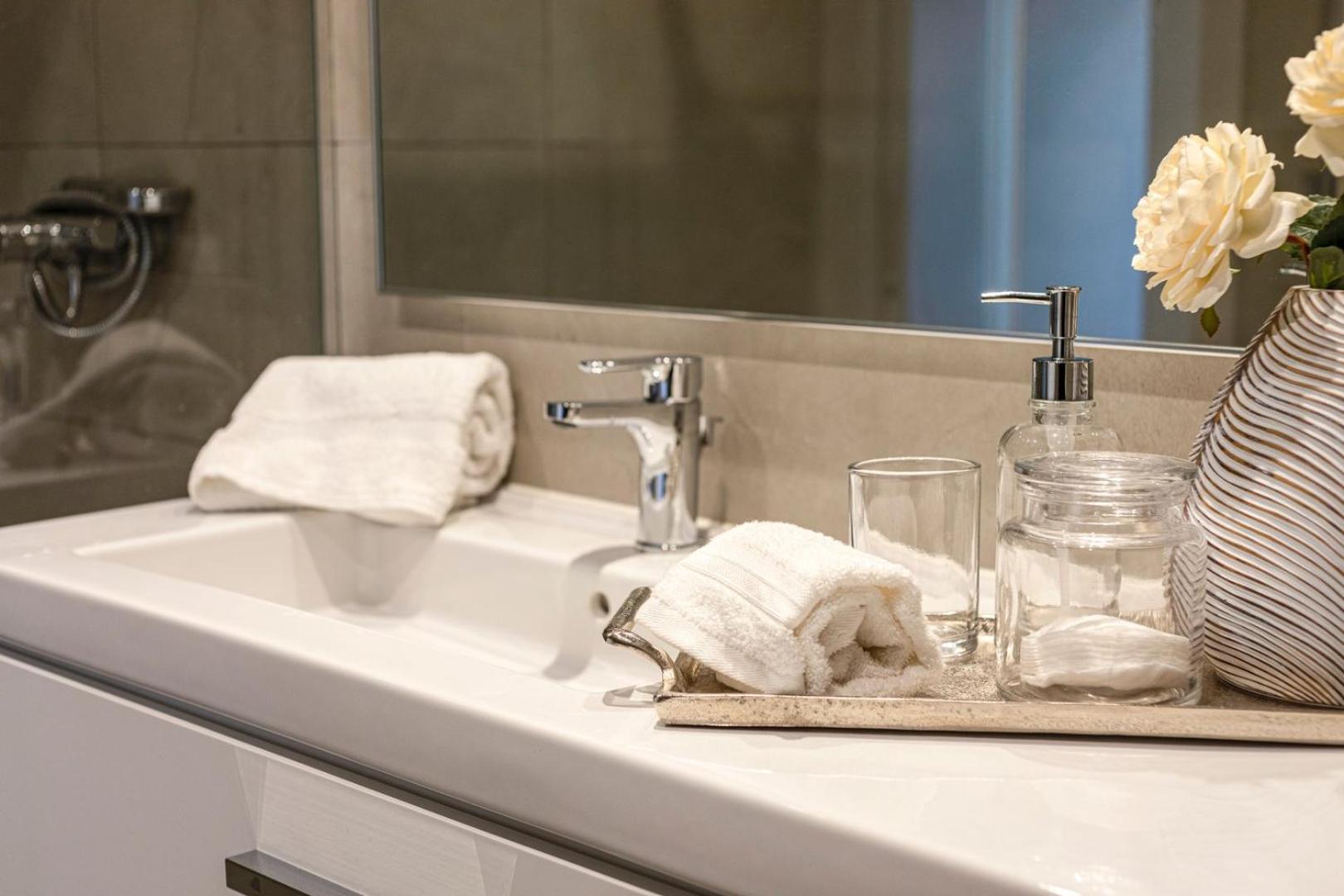The Albufeira Concierge - Prime Lounge Design