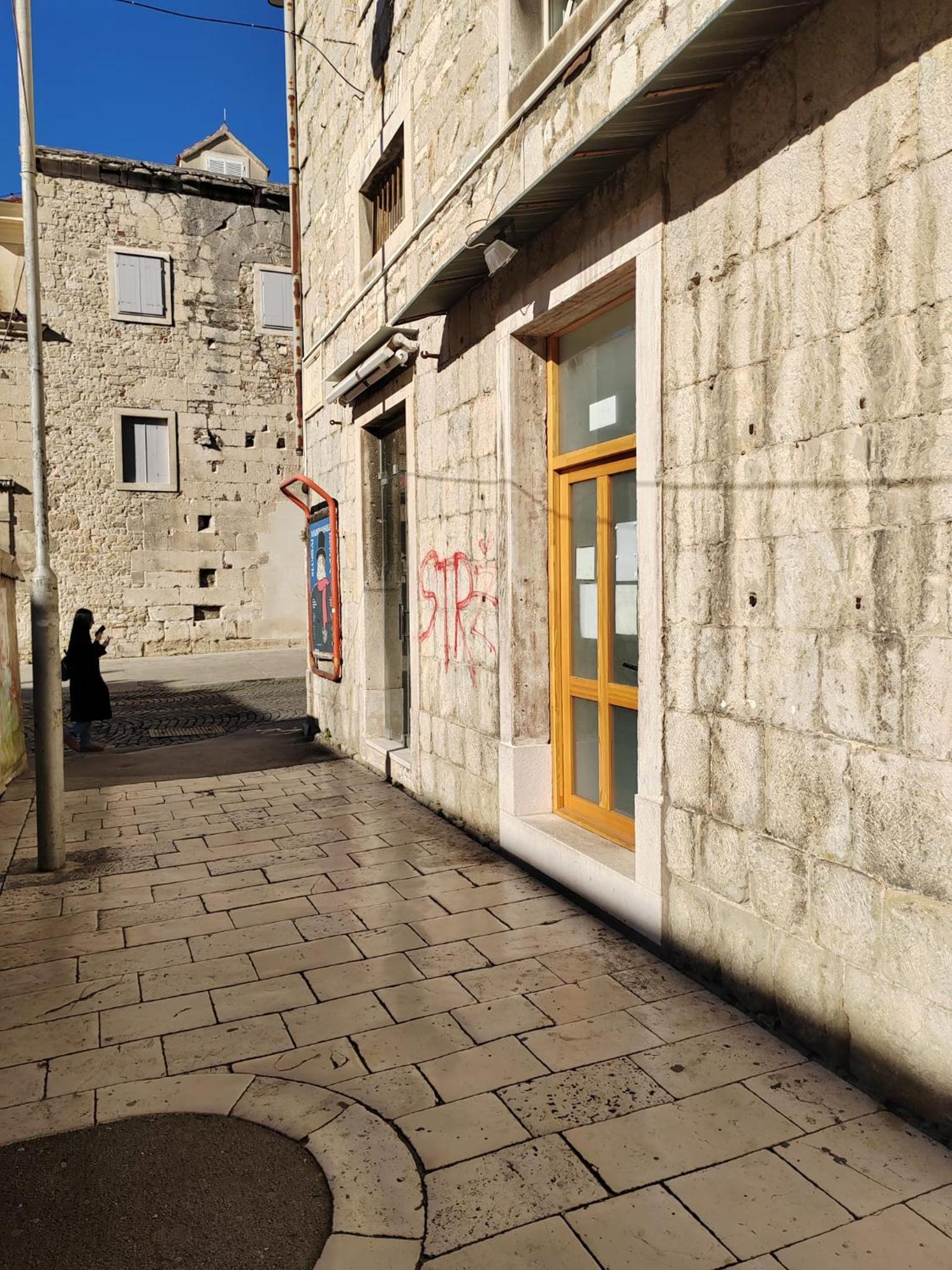 Split It Hostel view 4
