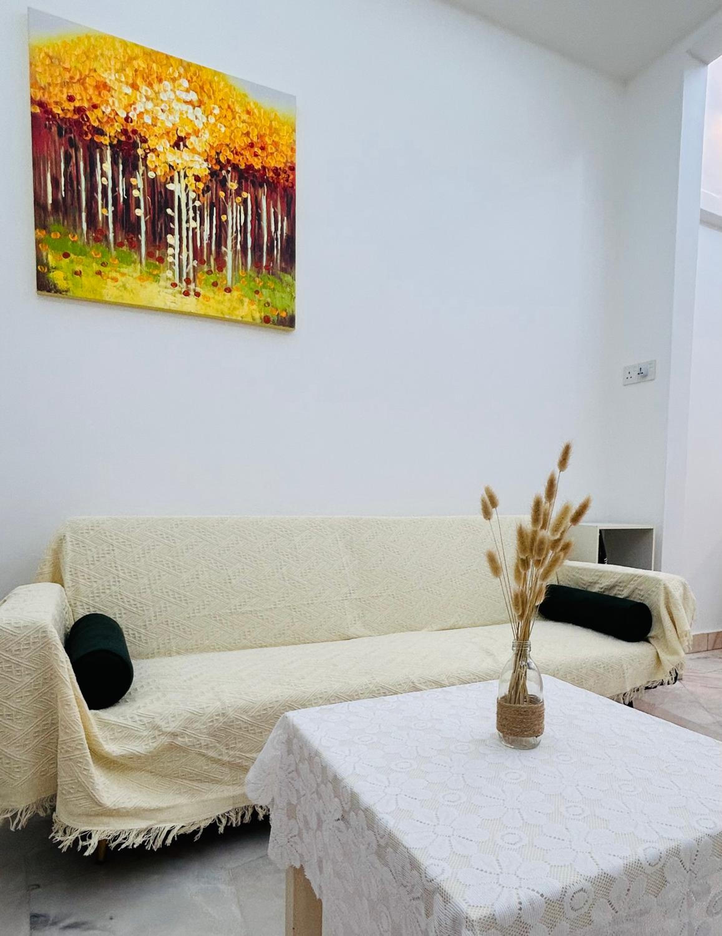 DeCoze Ipoh Garden - 10pax with Tv box photo 1