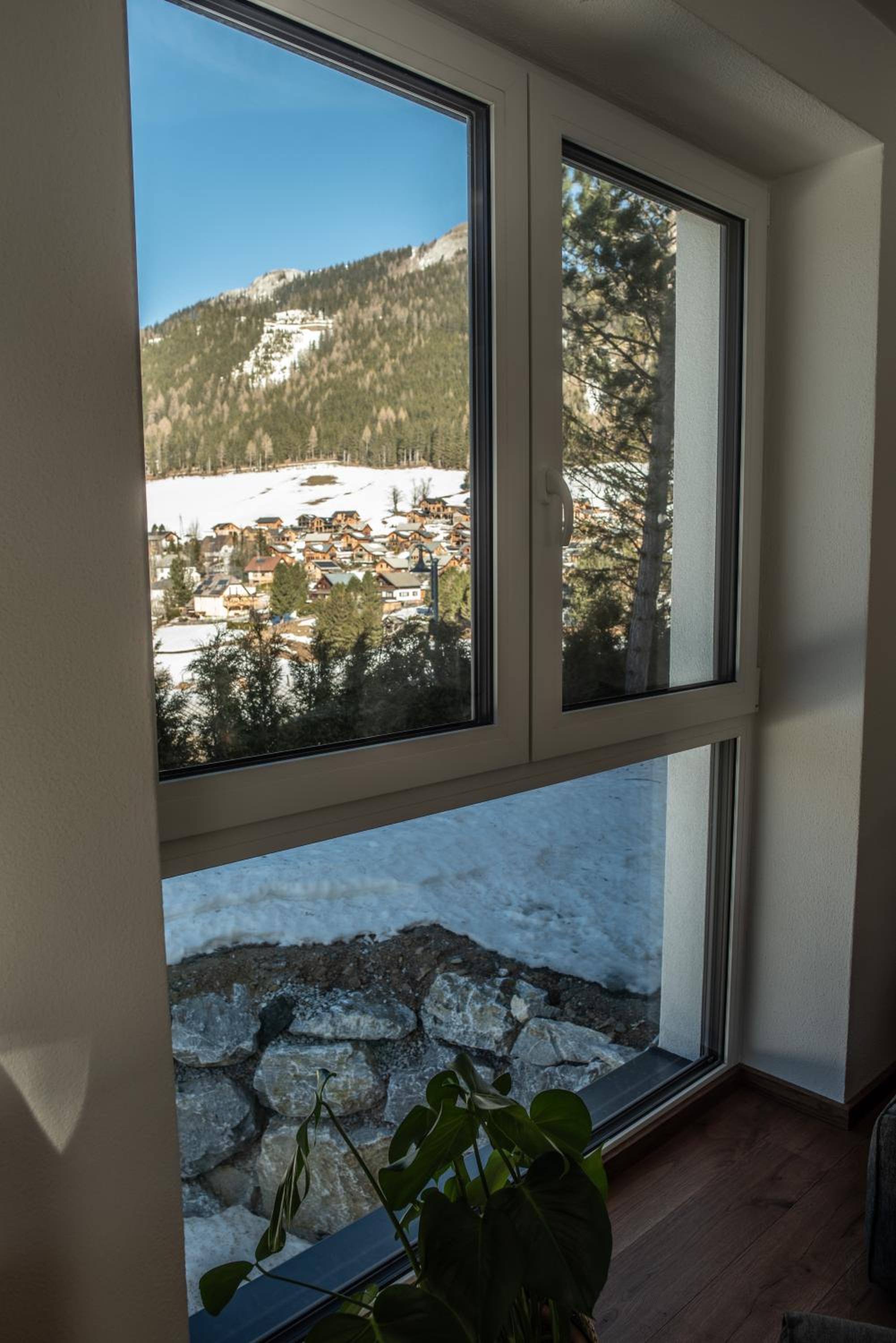 Edelweiss Lodge