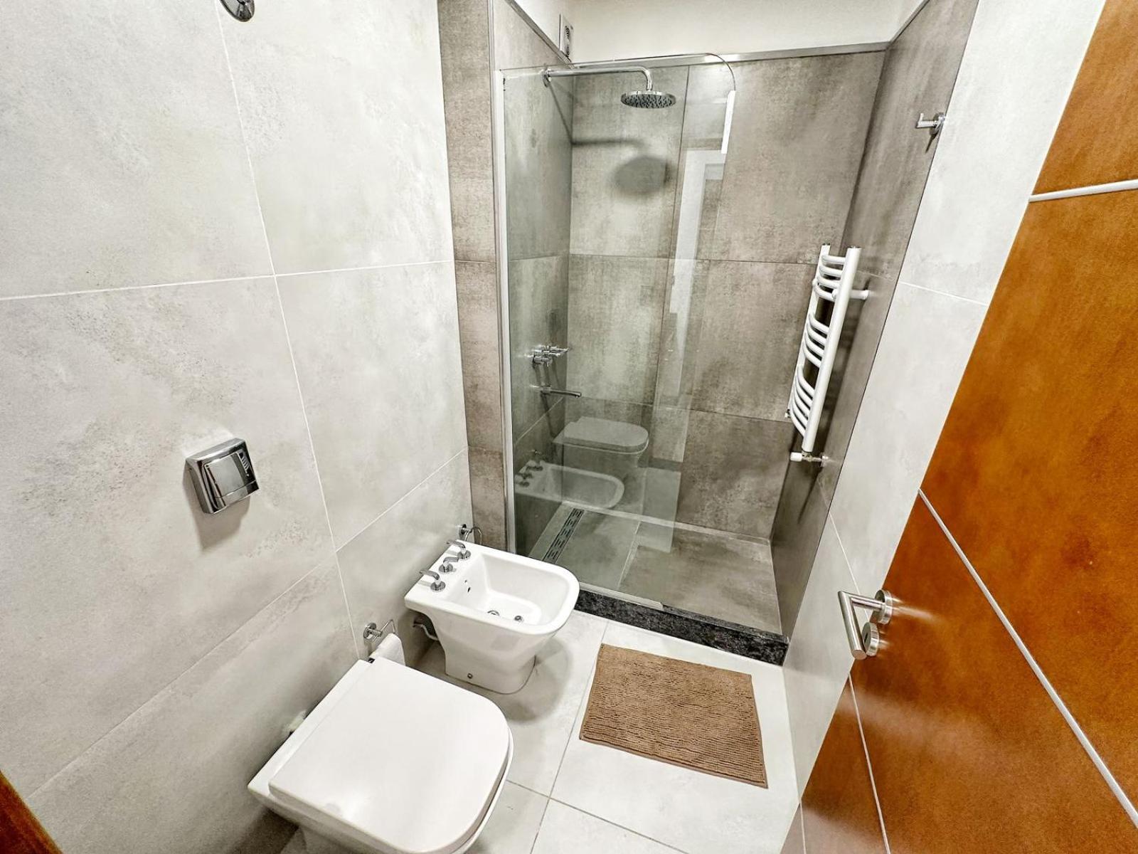 Constantino 6 Apartments