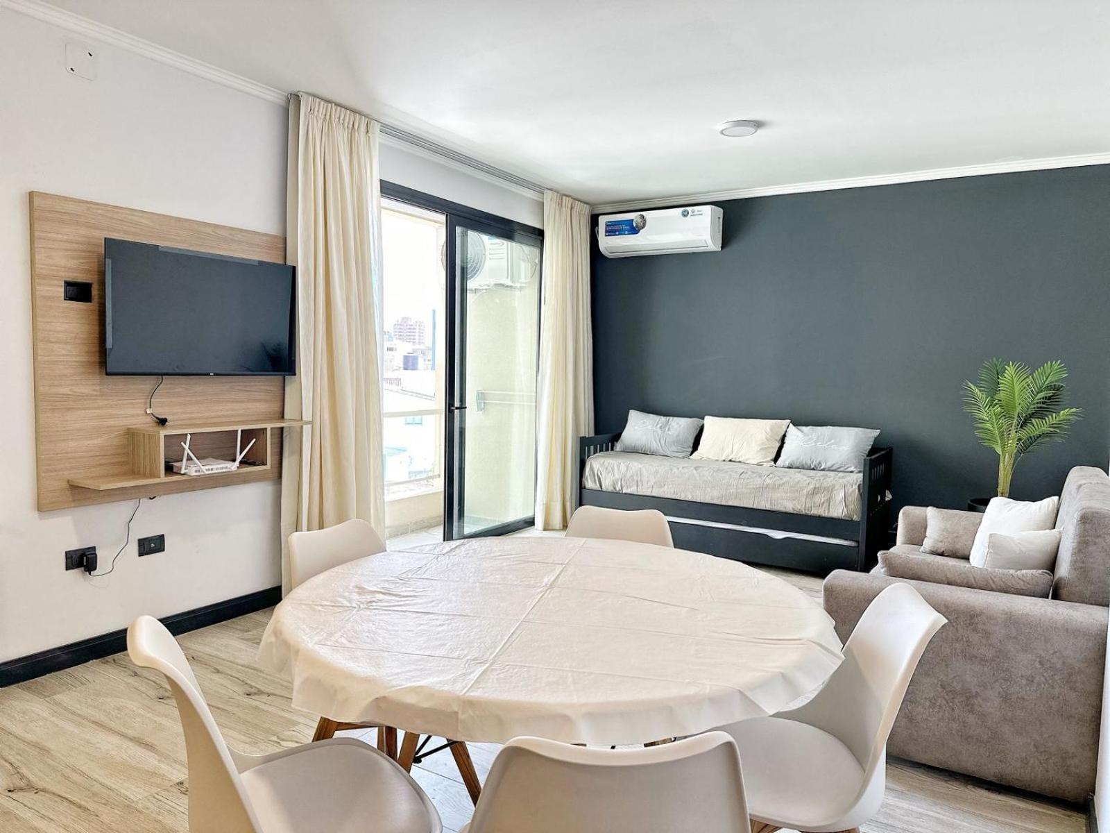 Constantino 6 Apartments