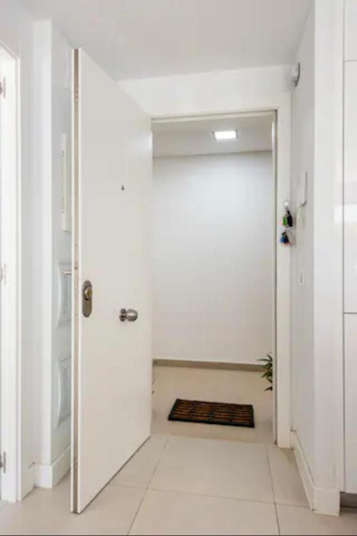 Tranquil sea breeze apartment