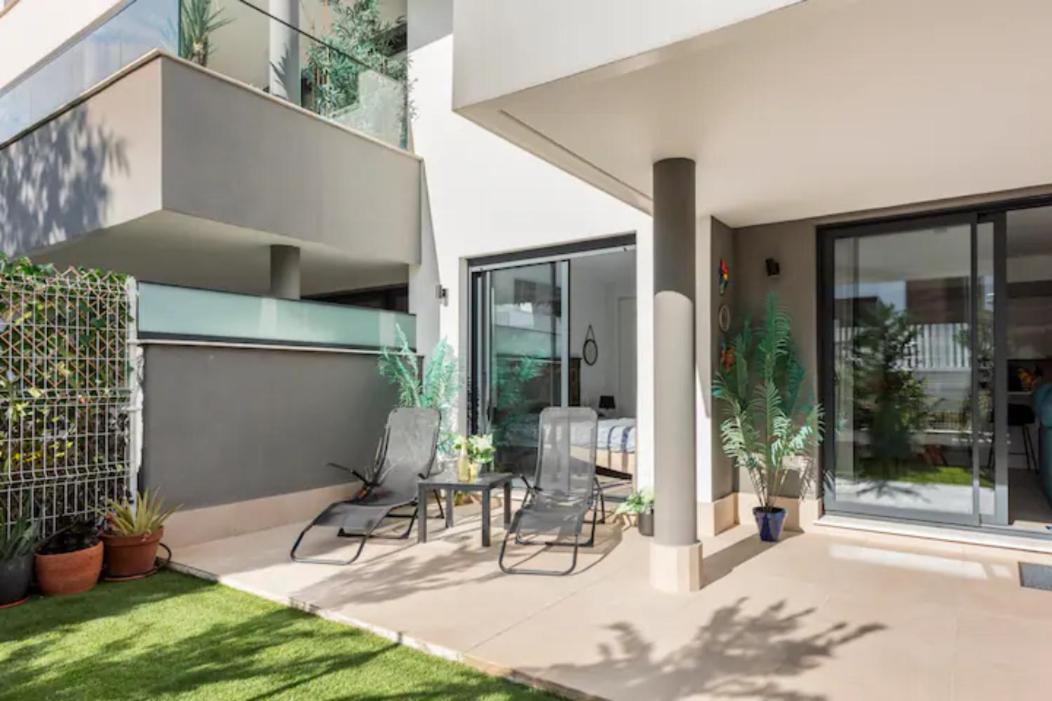 Tranquil sea breeze apartment