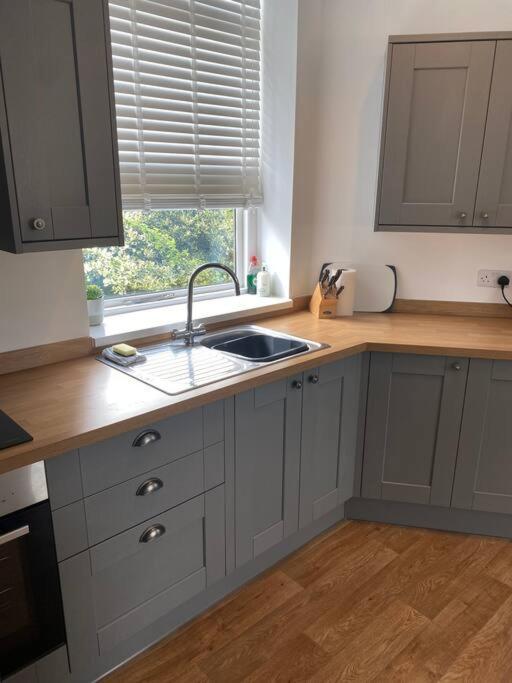 CLITHEROE TOWN CENTRE MODERN 2 BED APARTMENT view 2