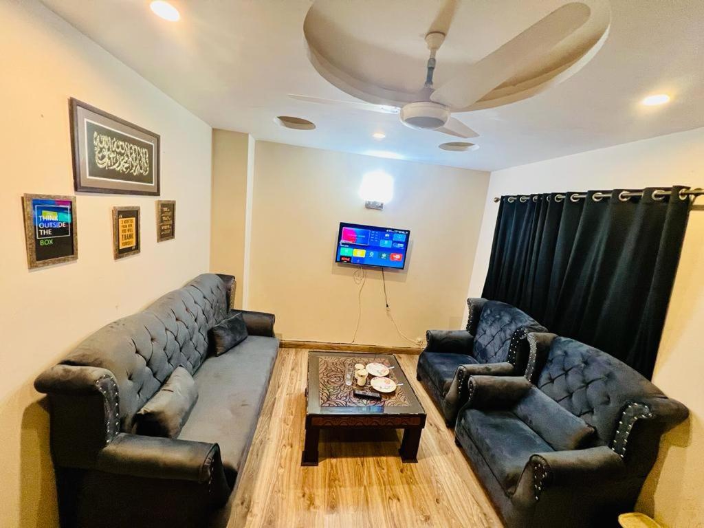 One Bedroom Furnished Apparent