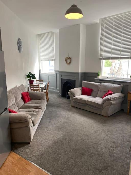 CLITHEROE TOWN CENTRE MODERN 2 BED APARTMENT view 4