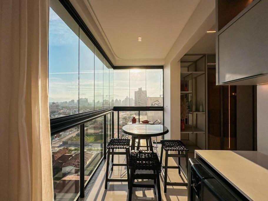 Apartamento Novo Quadra Mar