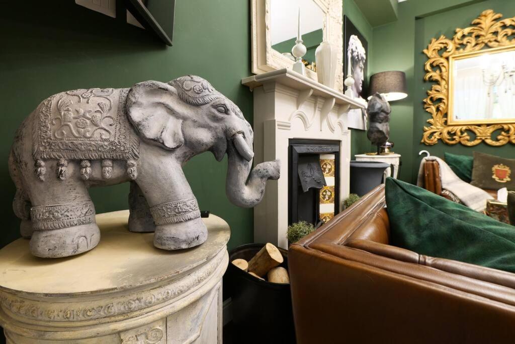 St James Suite