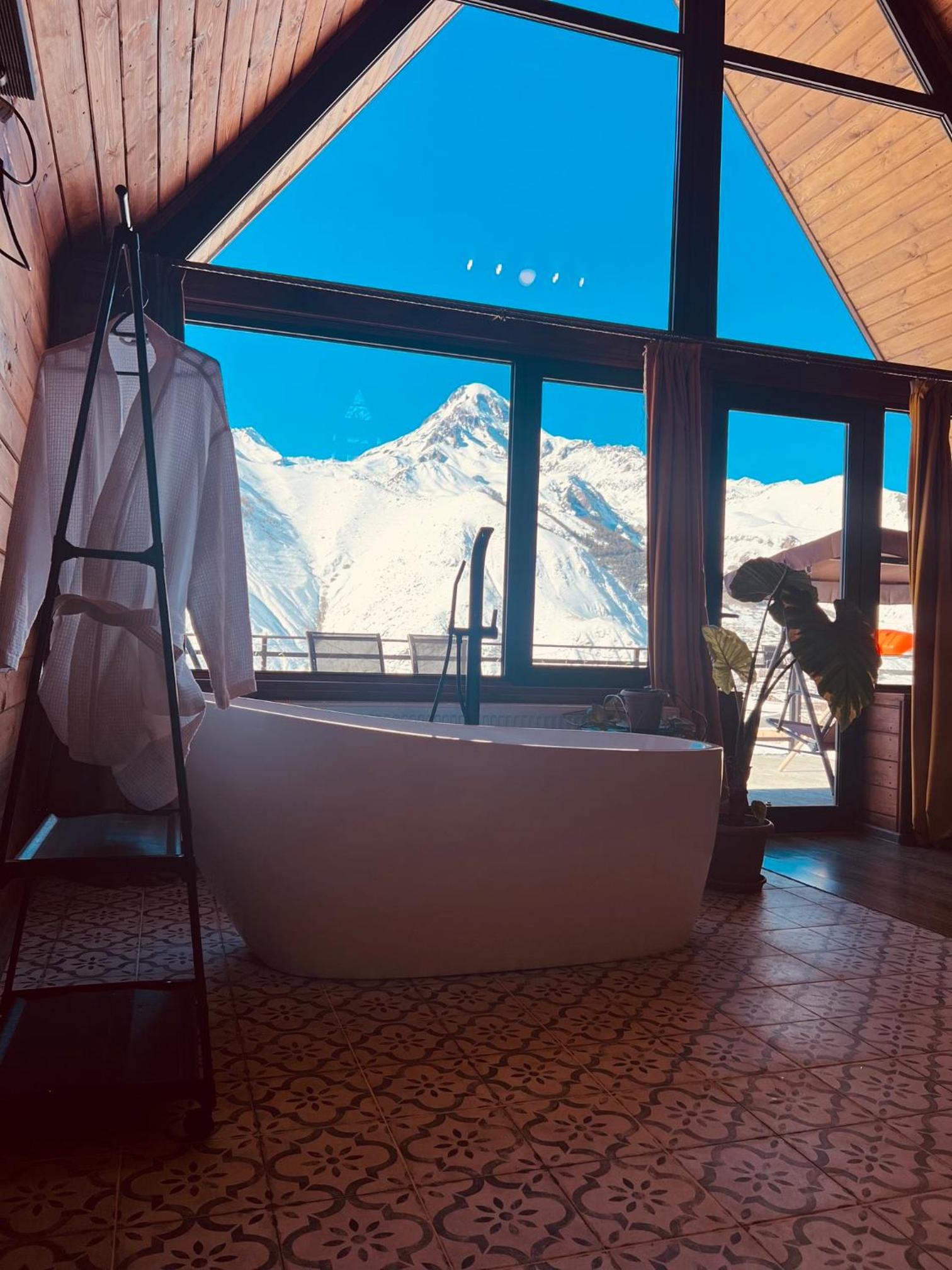 Kera Cottages Kazbegi