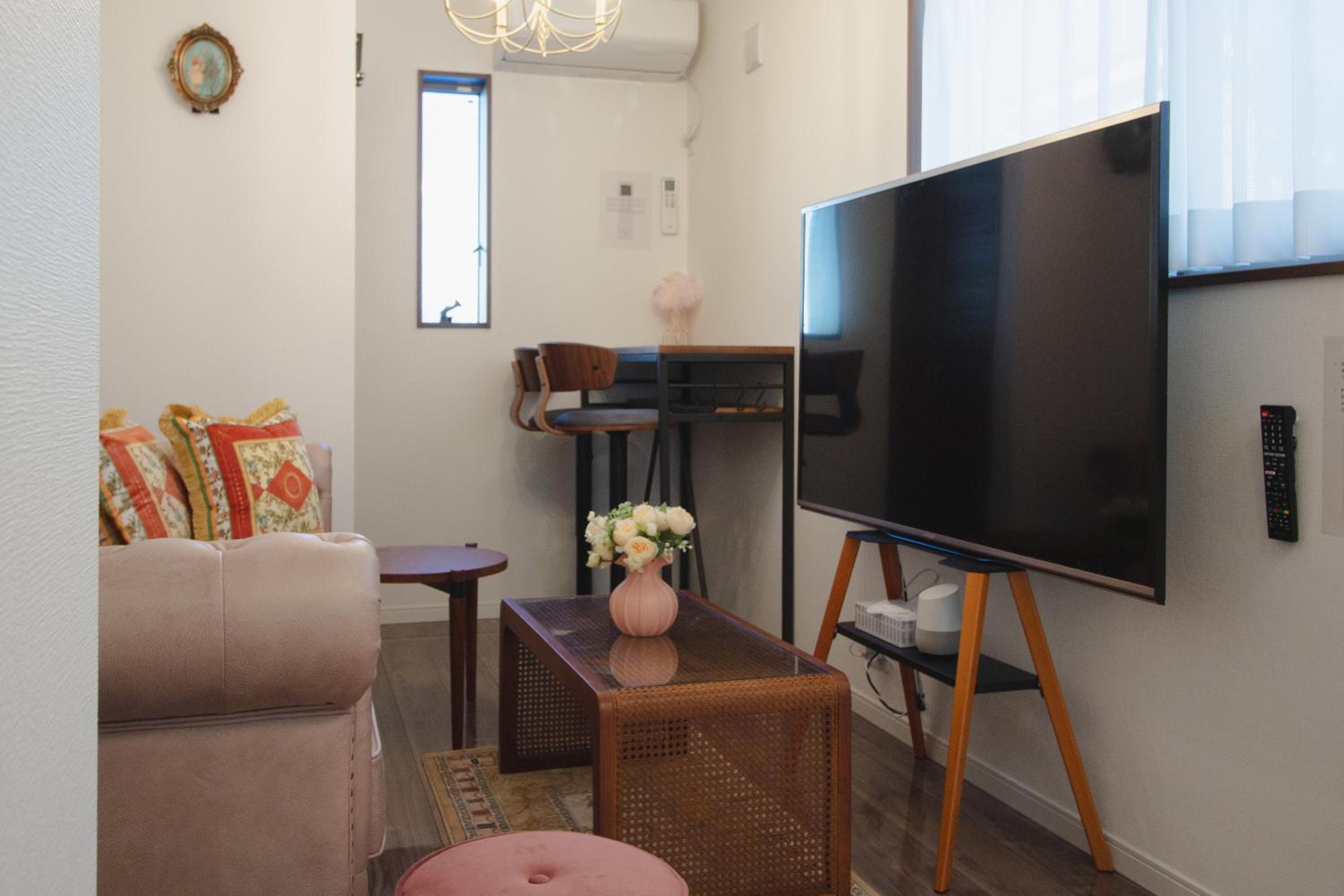 QiQi Serenity Tokyo Exclusive New 3-Story Home, 14min to Skytree, Asakusa Area