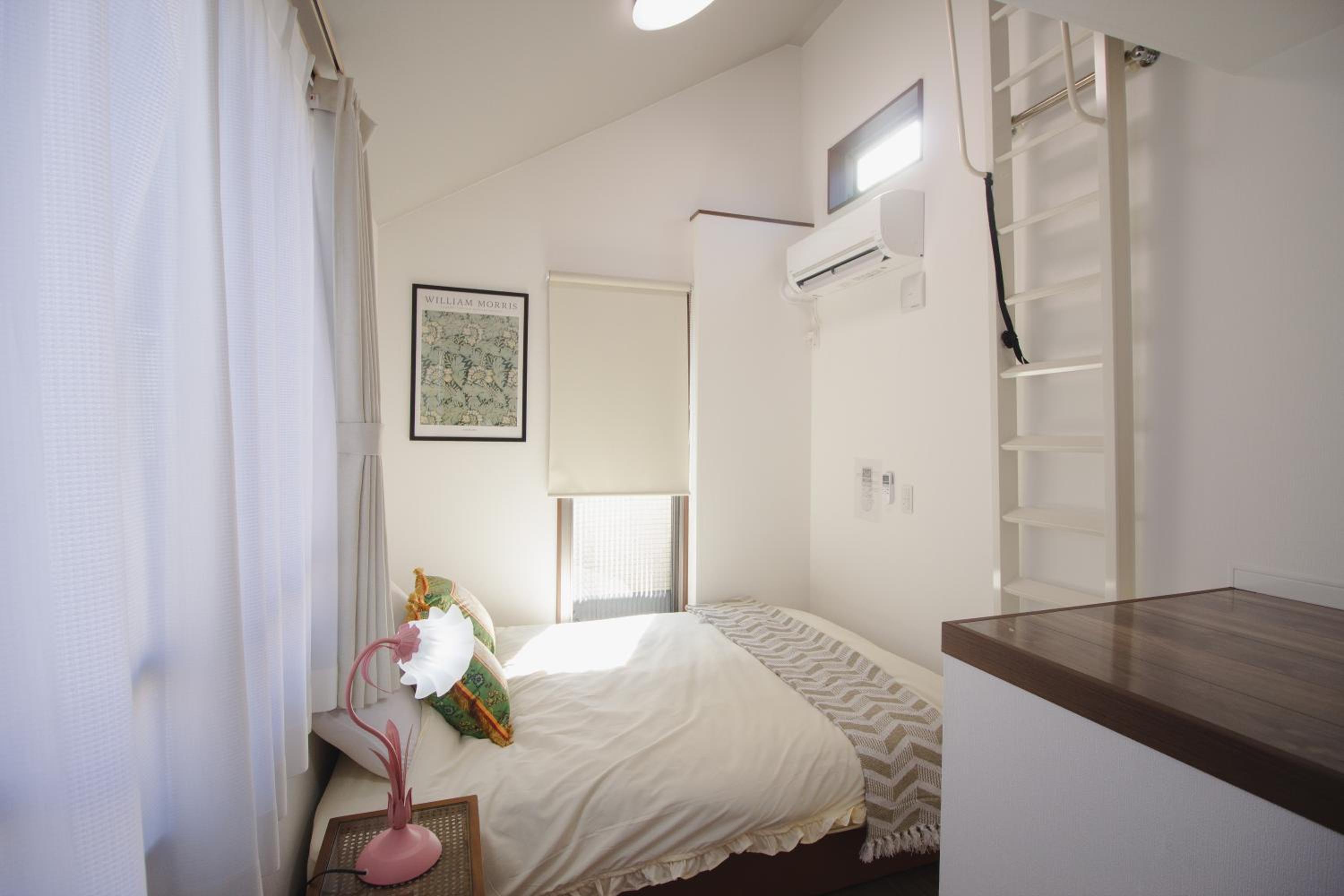 QiQi Serenity Tokyo Exclusive New 3-Story Home, 14min to Skytree, Asakusa Area