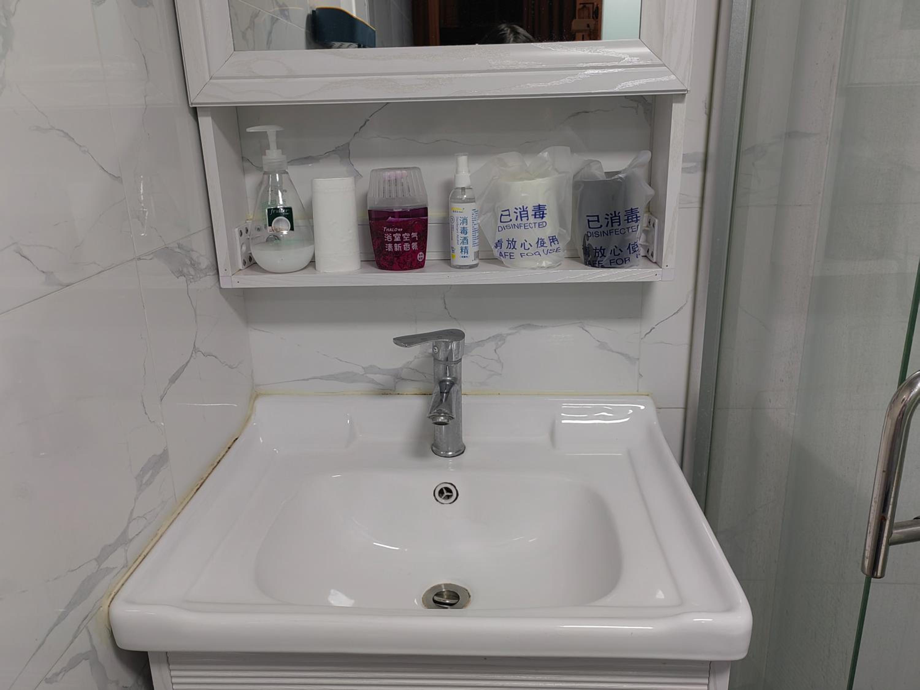 Chinese new year style Shanghai Garden Historical loft Apartment with courtyard and citywalk- Near Downtown Wukang Road