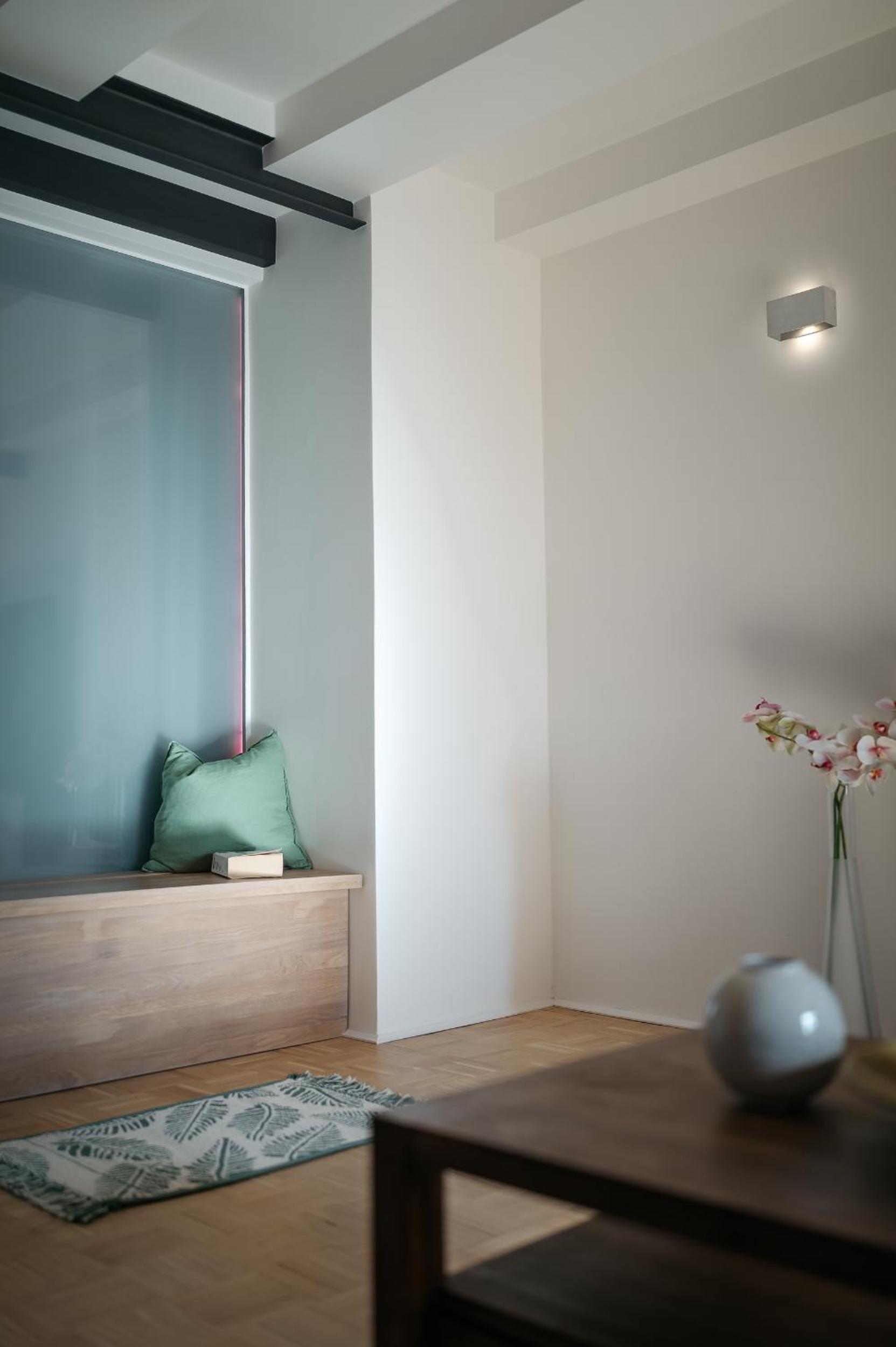 DOT 3BR Apt with Stunning Views, Parking & AC by EasyBNB Premium