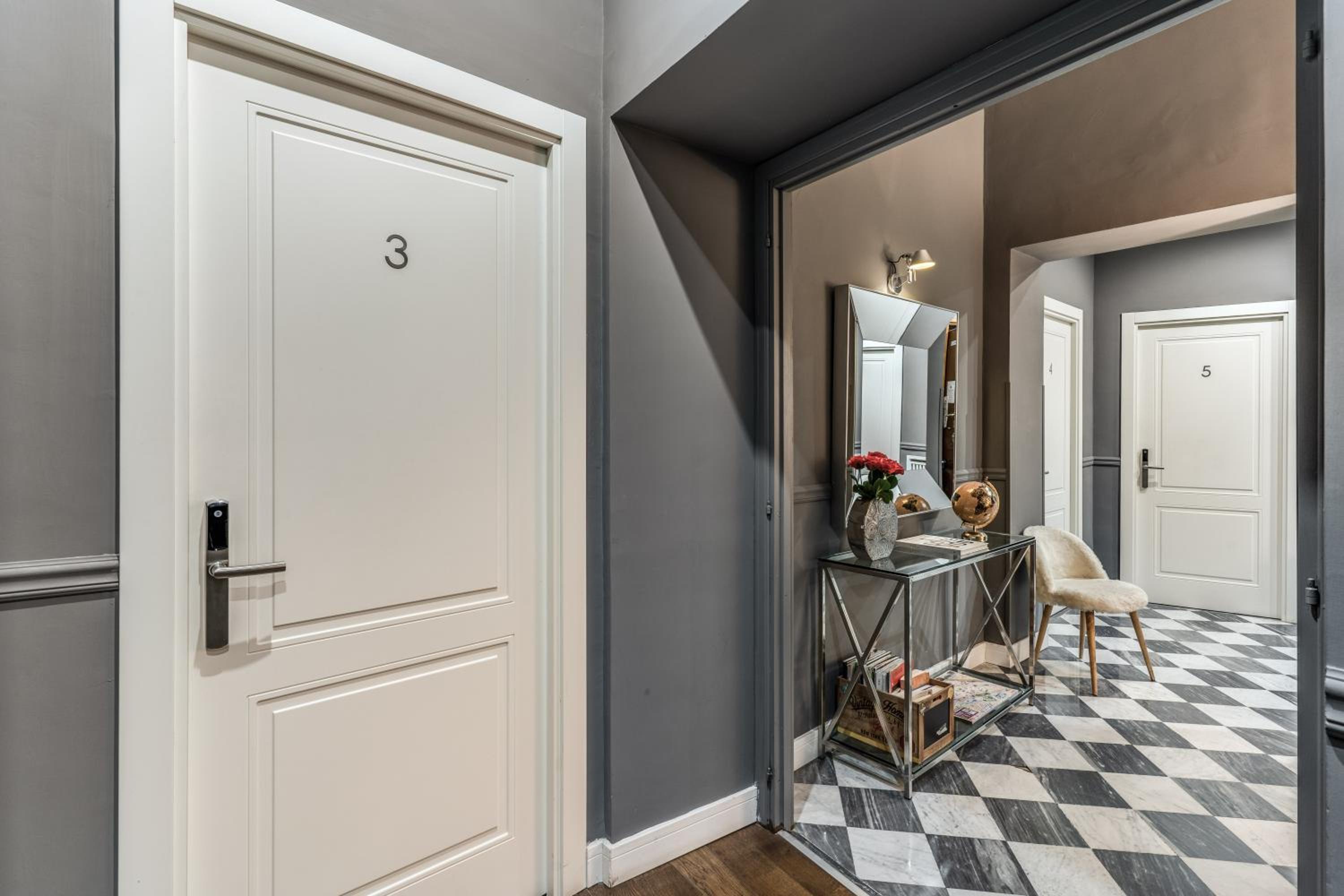 Little Queen Relais