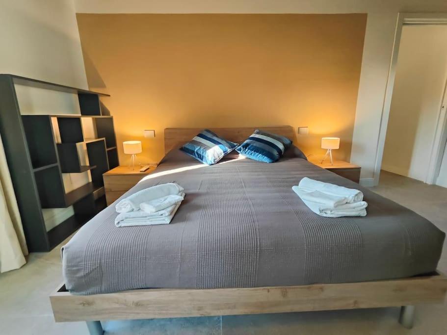 Volaterrae Deluxe Loft with garden view 4