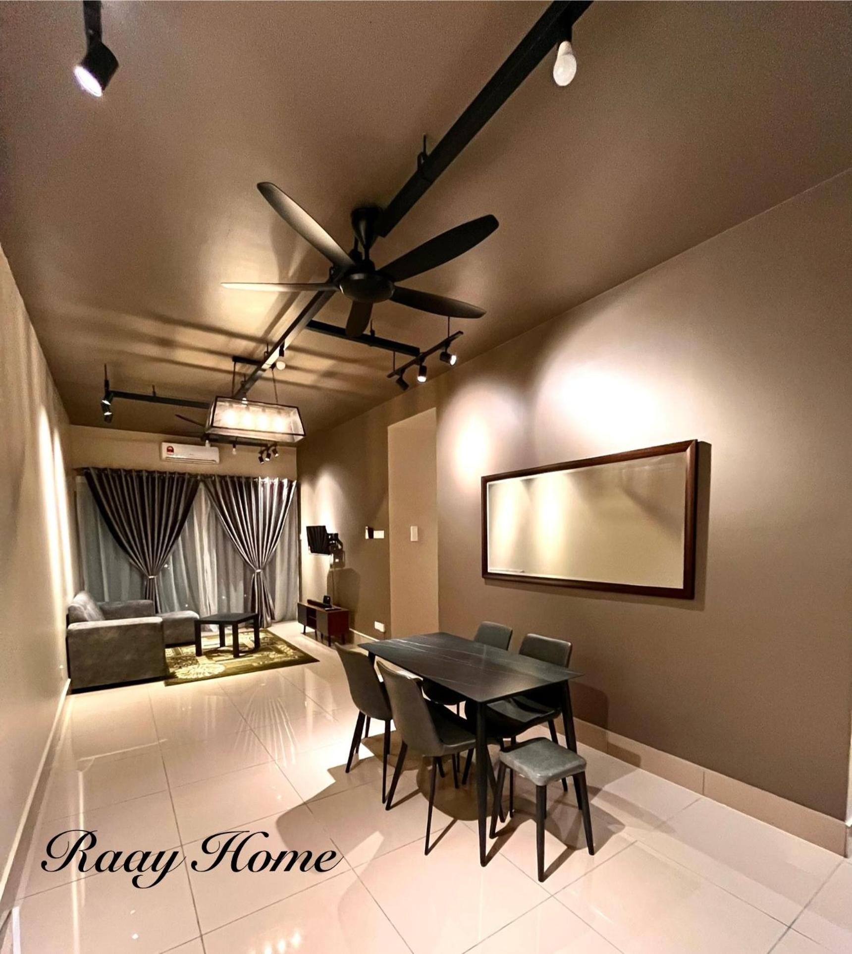 Raay Home