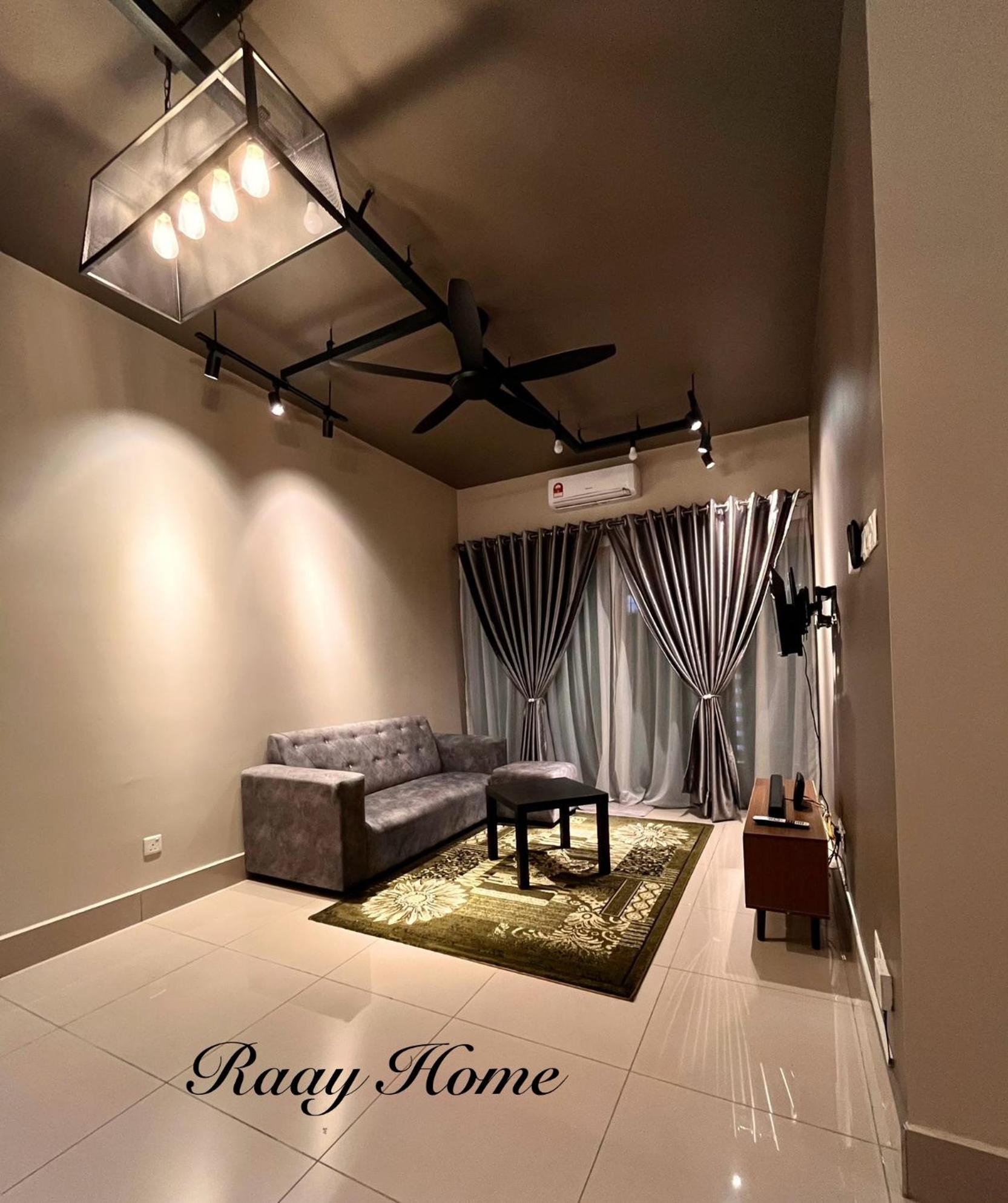 Raay Home
