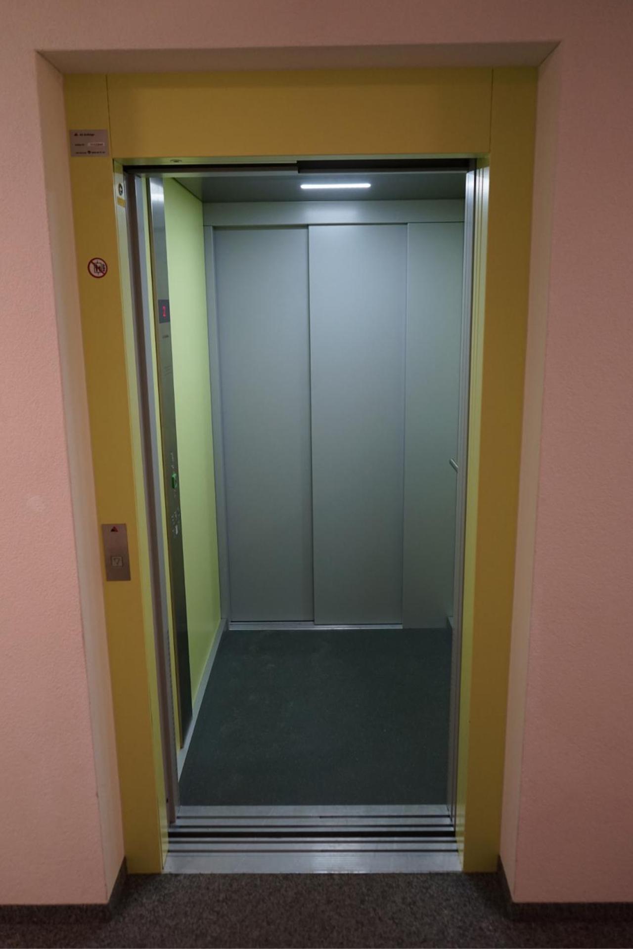Exklusive 2,5 Zimmer Wohnung