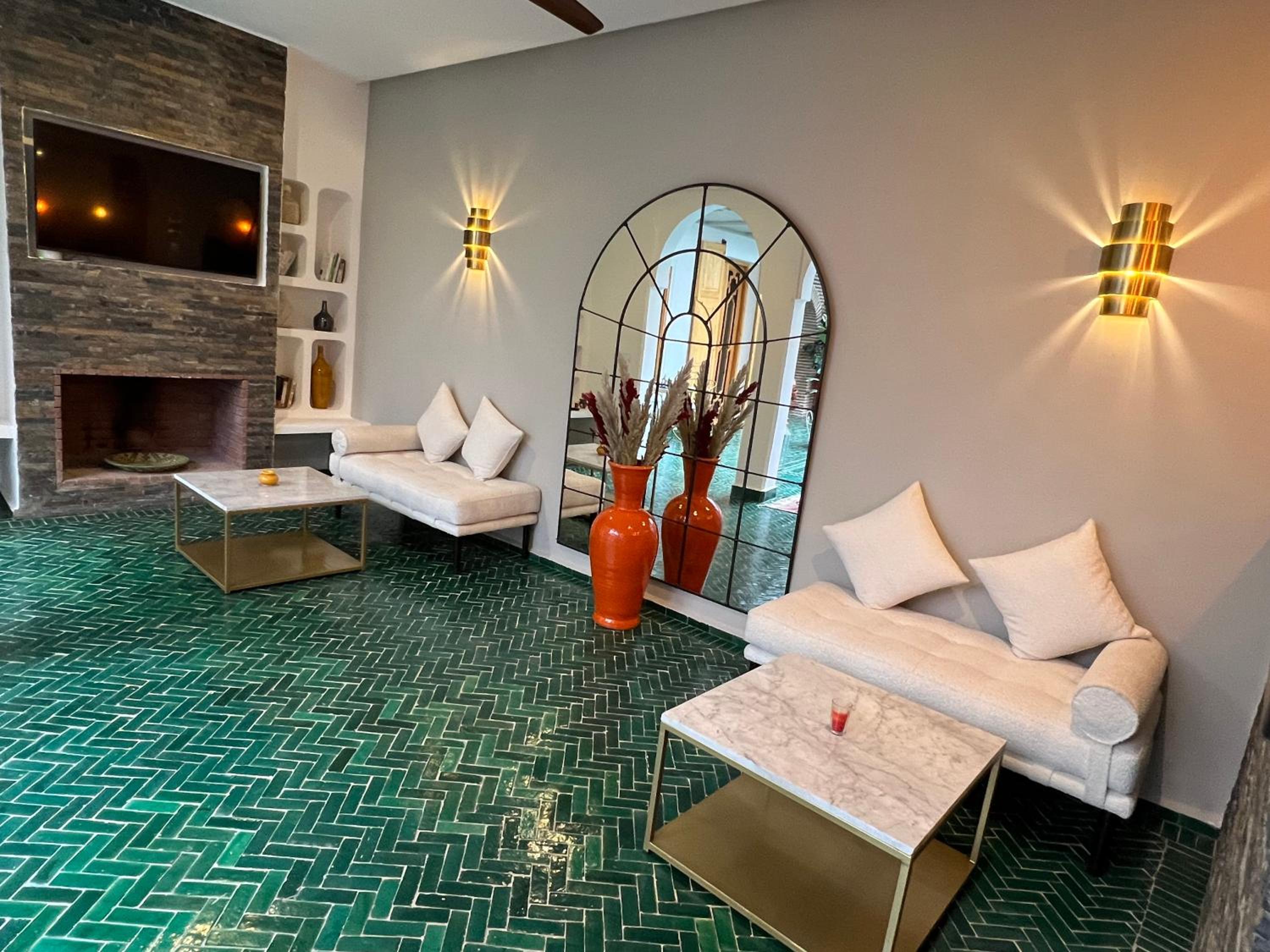 lounge