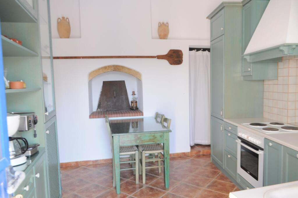 Tsipouras House