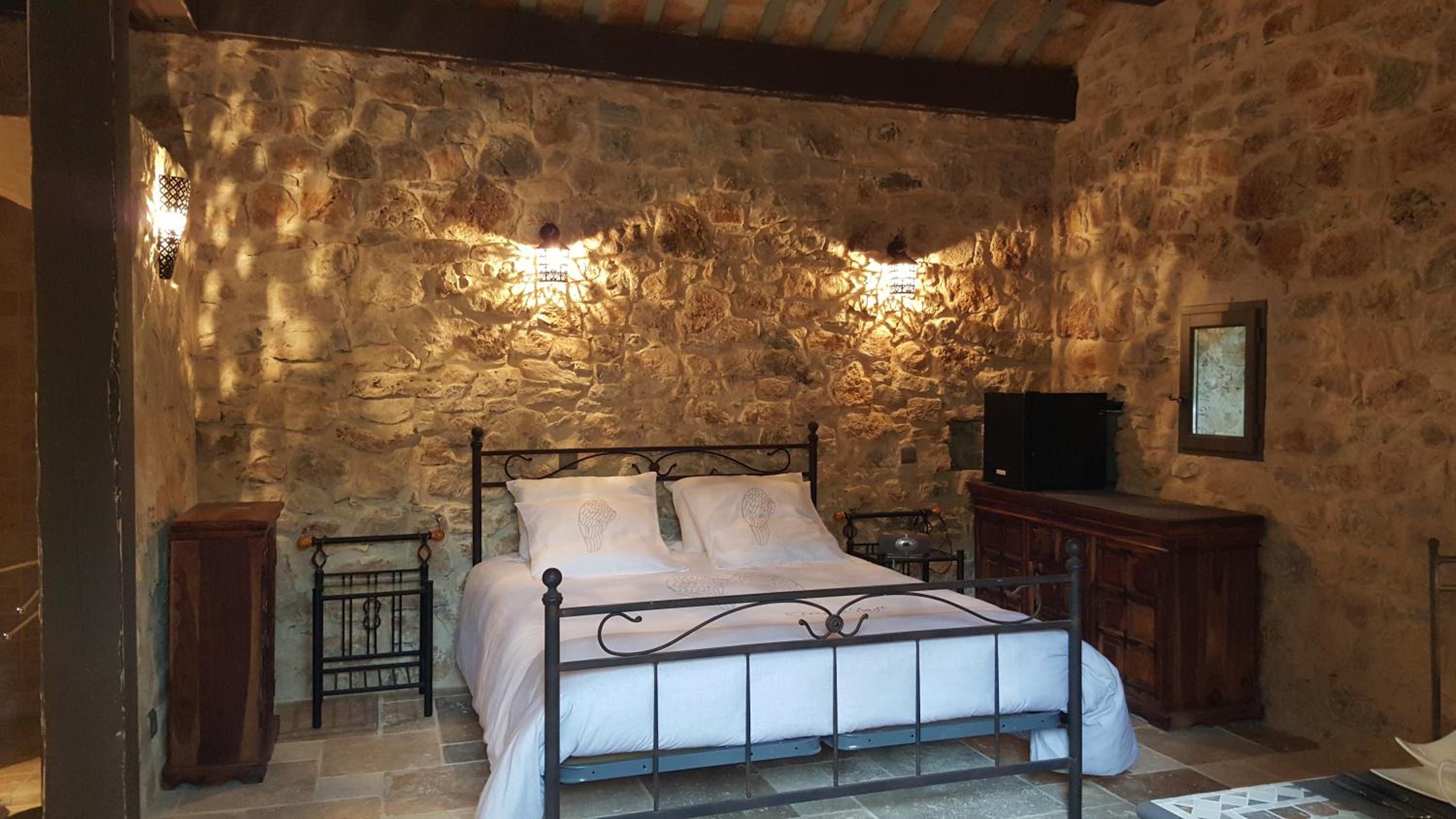 Le Donjon des Combes et son Spa