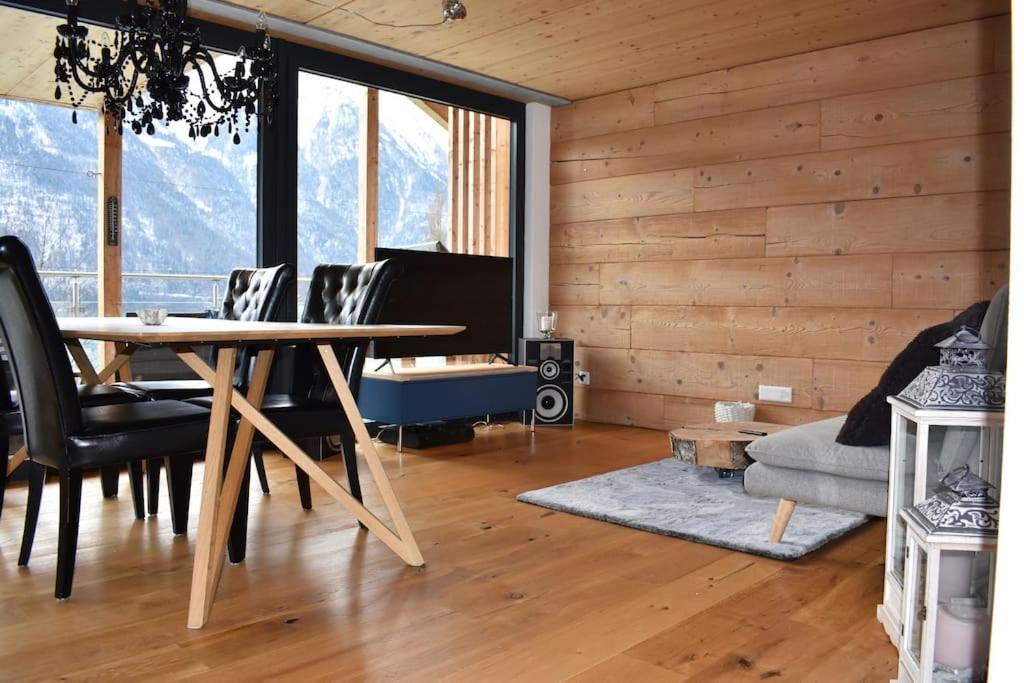Lina - Lakeview Living near Interlaken