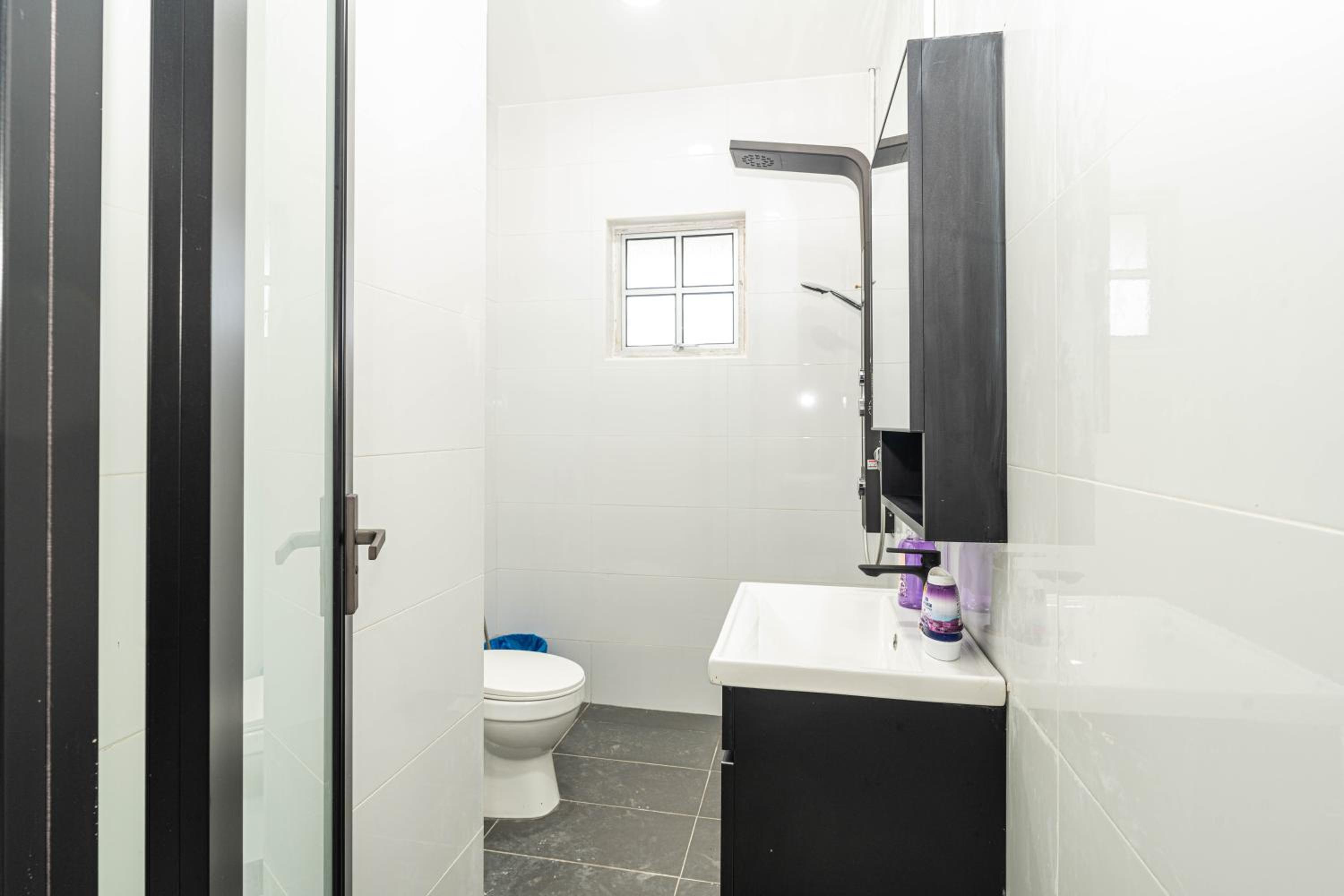10 mint drive to Mid Valley KL near Gateway Bangsar Seputeh