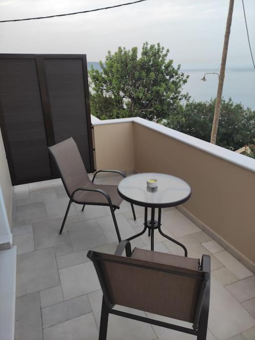 Varkaris Room 3 view 2
