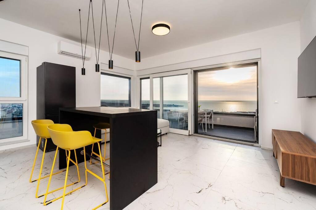 Mina stunning sea view apartment view 2