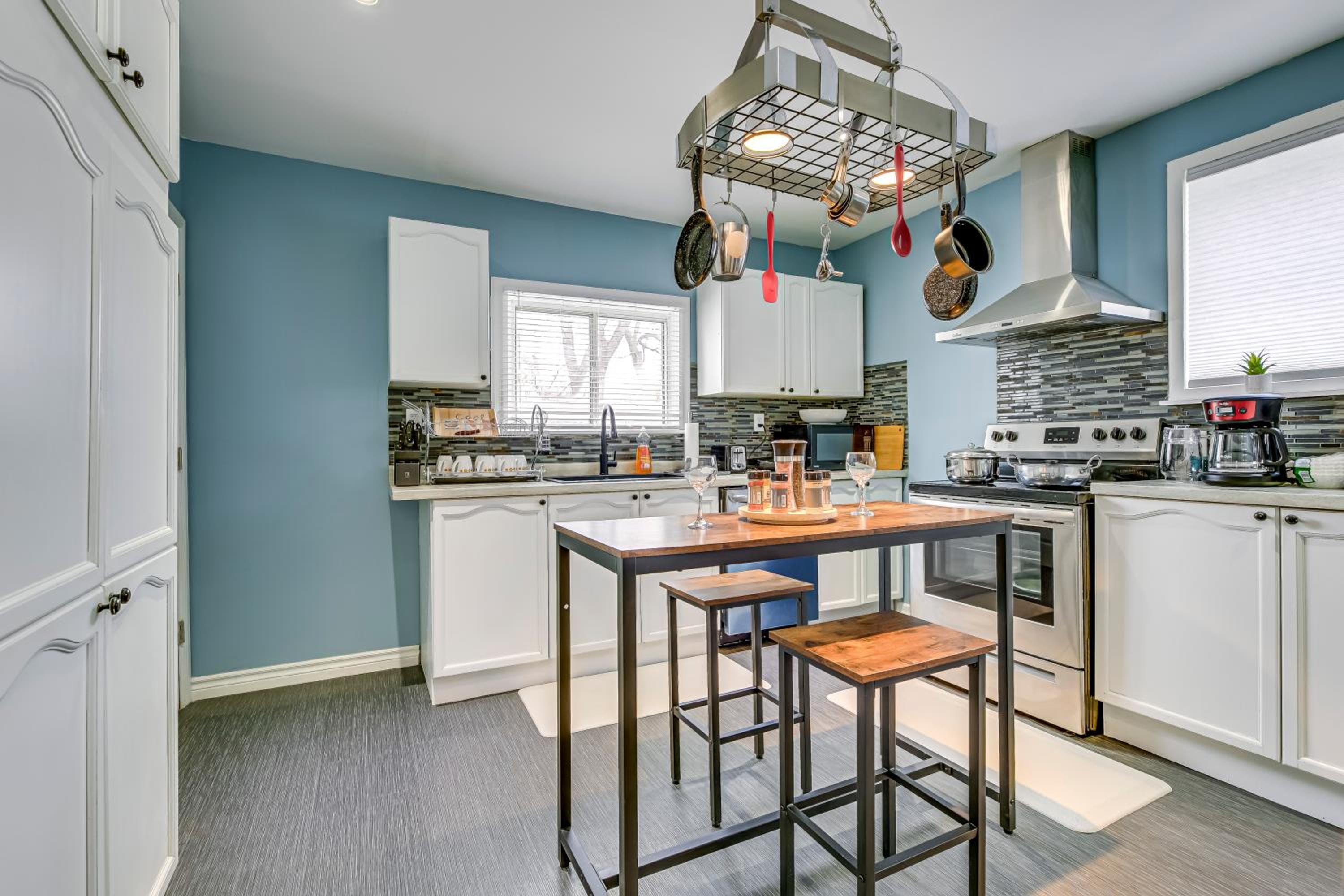 Tranquil Oasis in Lakeview