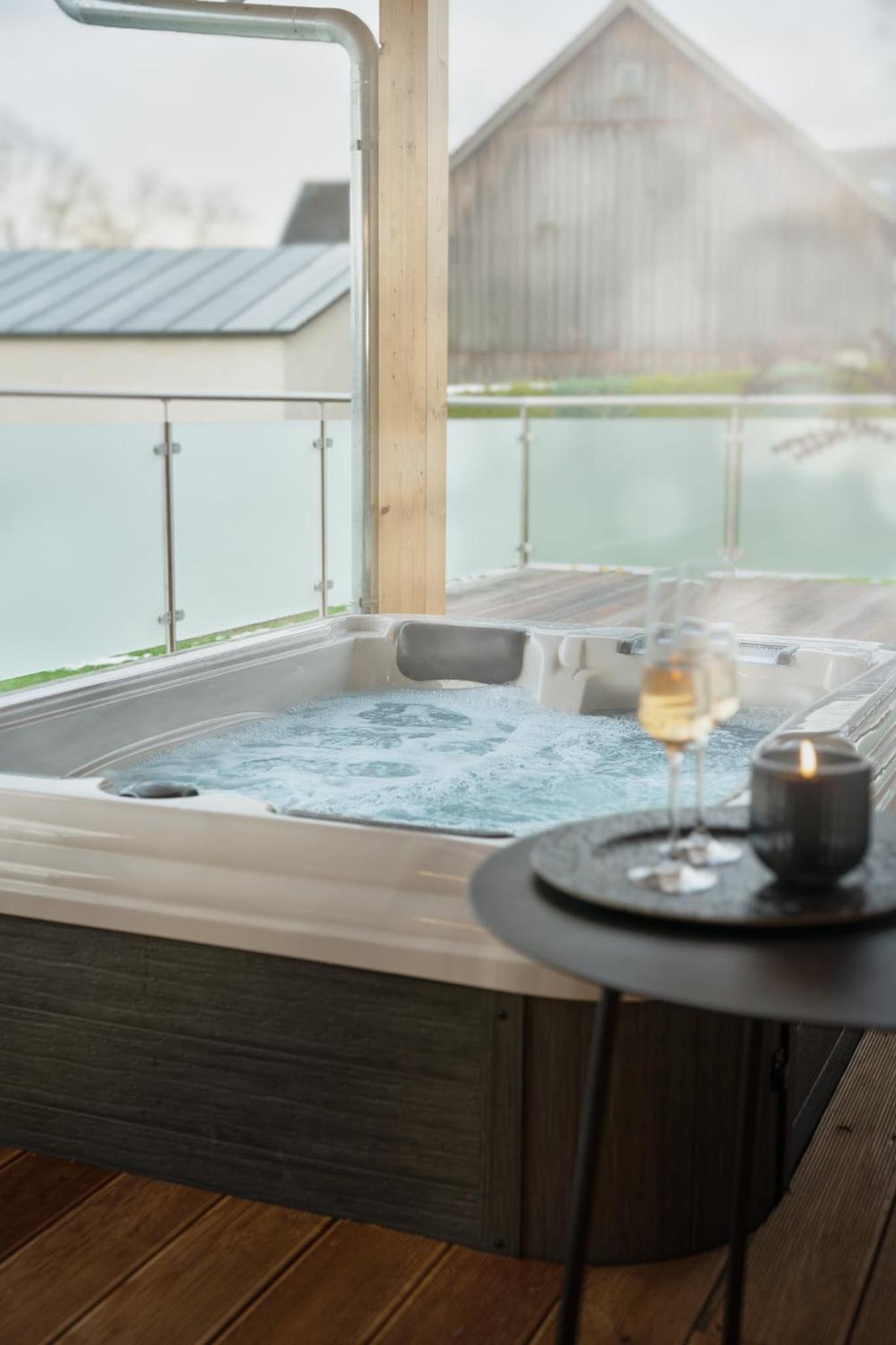 VÜ Terrassen-Chalets