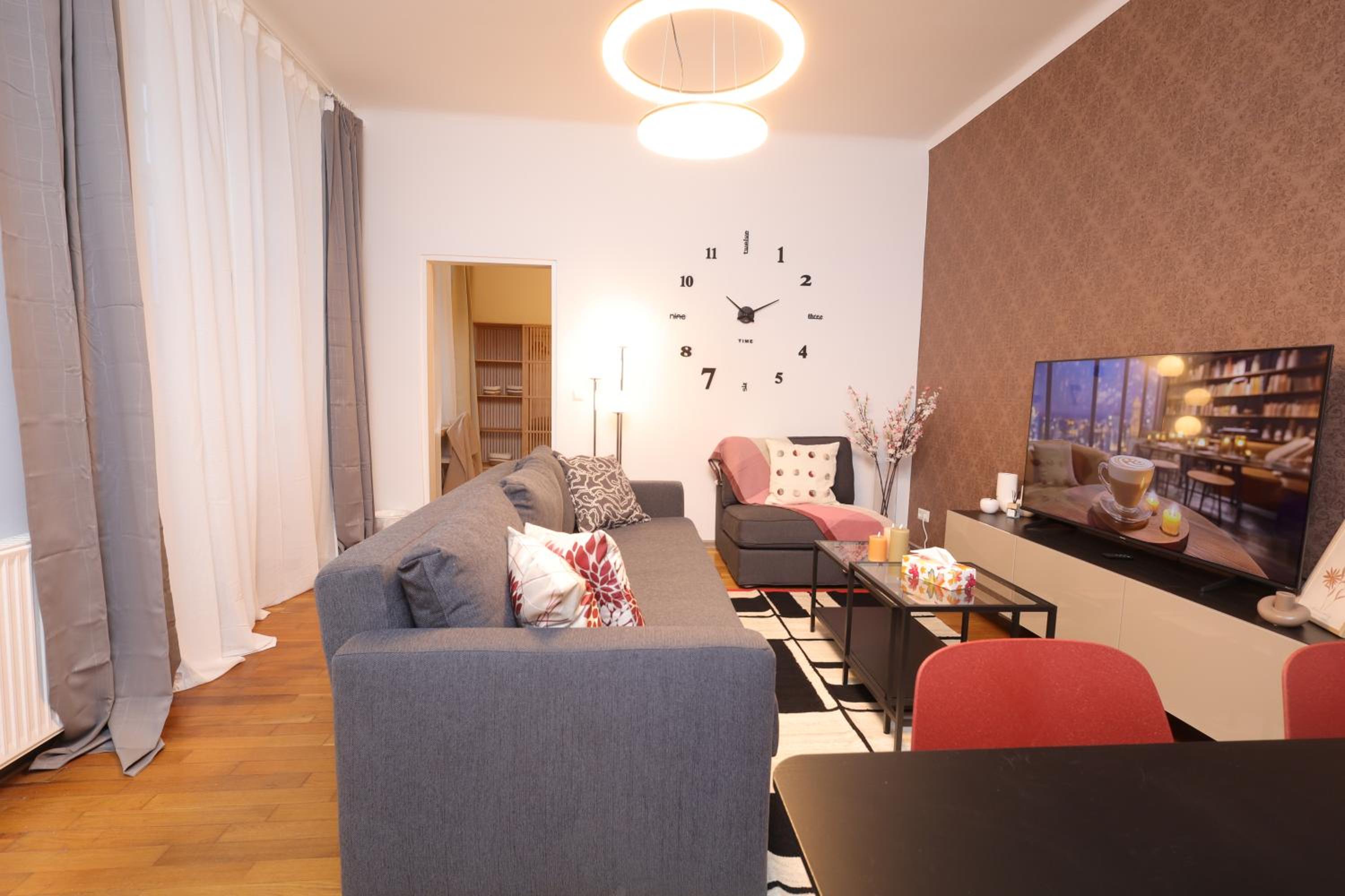 Ruby holiday home with patio