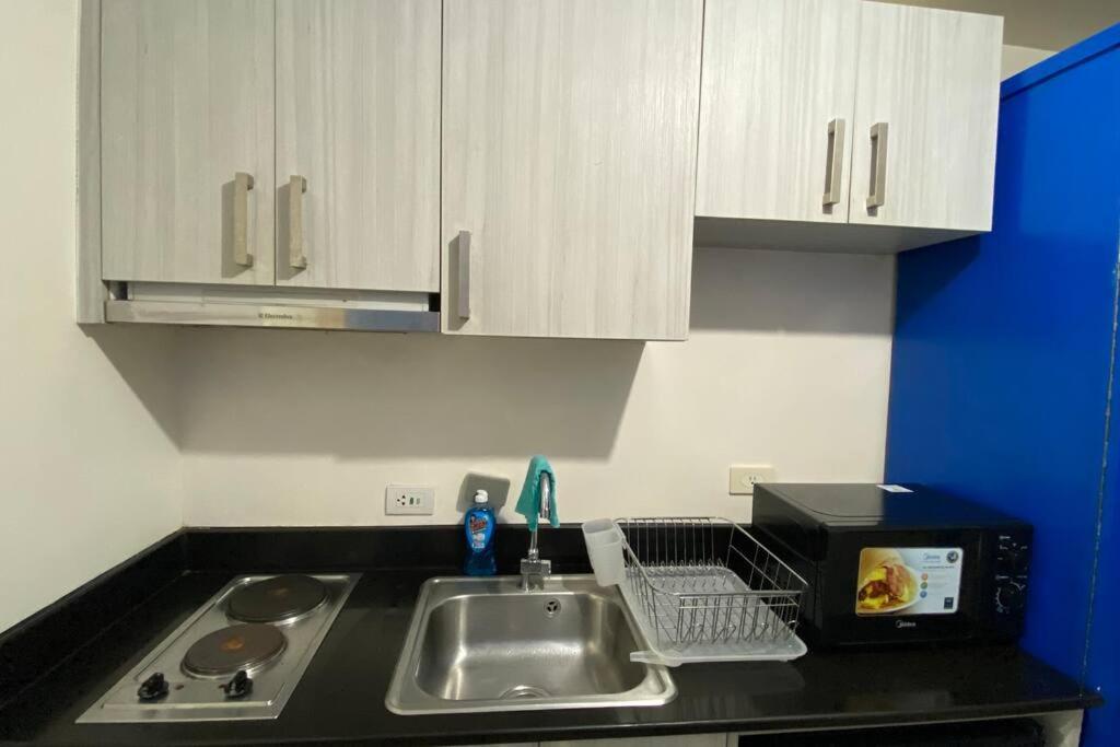 Affordable Condo in Taft, Fast WiFi, Easy Check In view 5