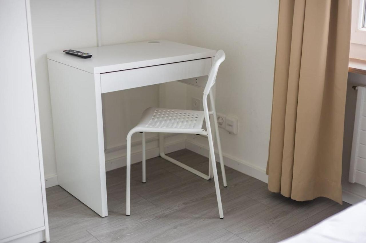 Urban Oasis with Queen Bed and View BE-48