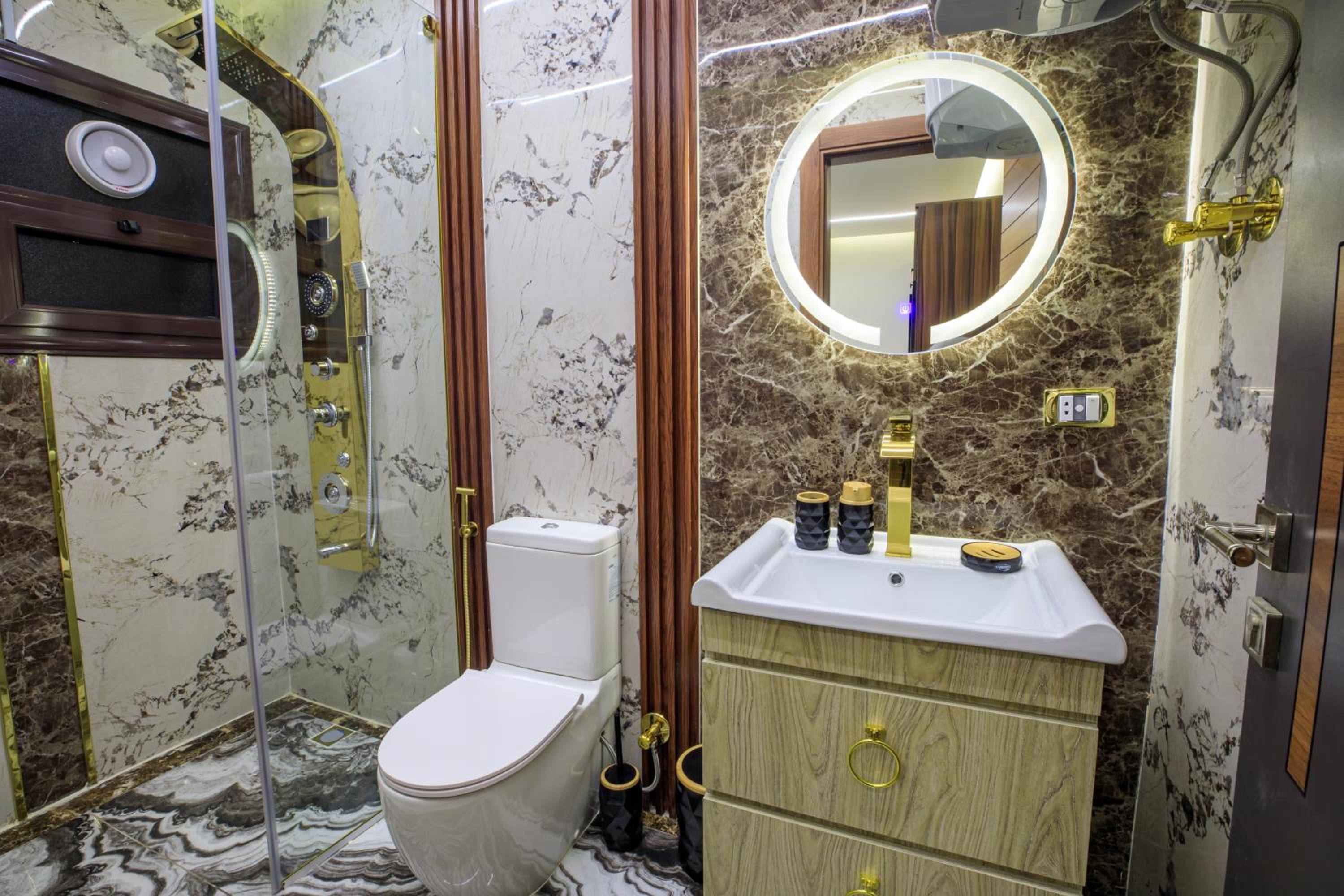 Piccolo Mondo Boutique Hotel