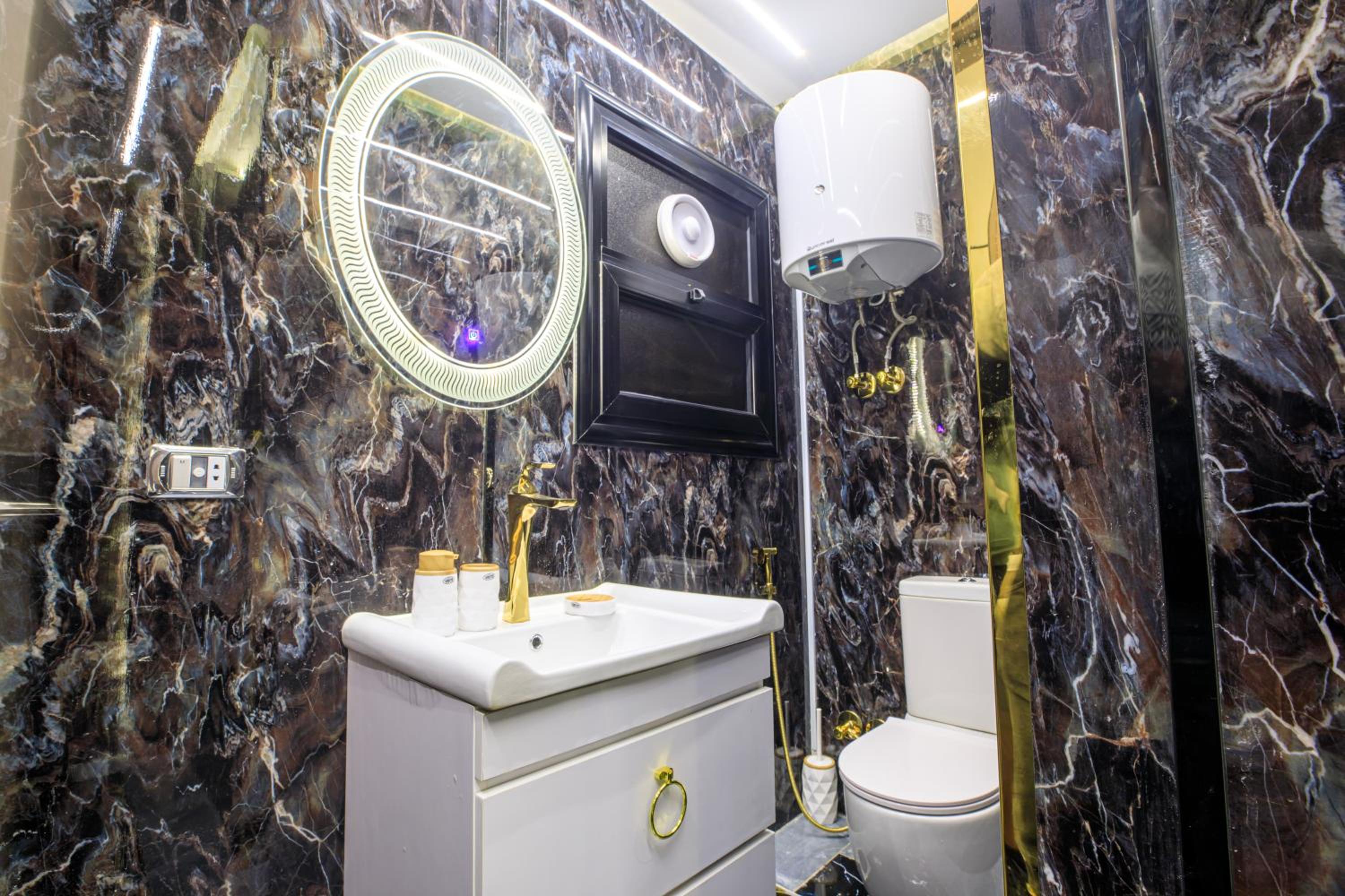 Piccolo Mondo Boutique Hotel