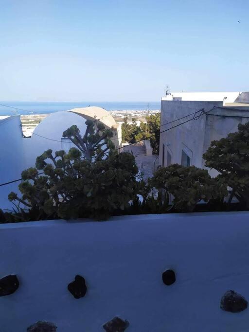 Antoniou Santorini