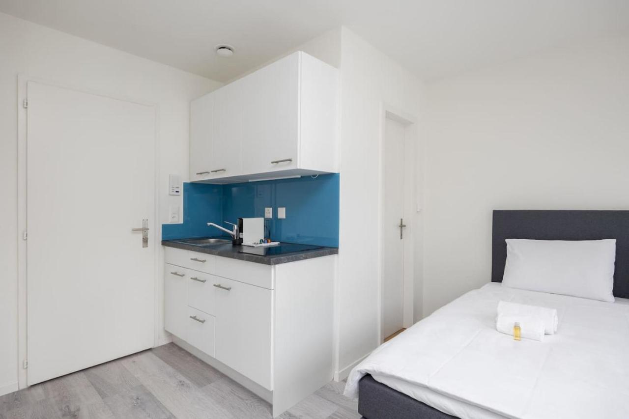 Urban Oasis with Queen Bed and View BE-24