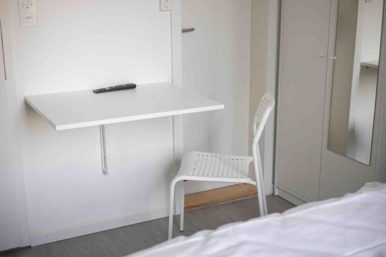 Urban Oasis with Queen Bed and View BE-42