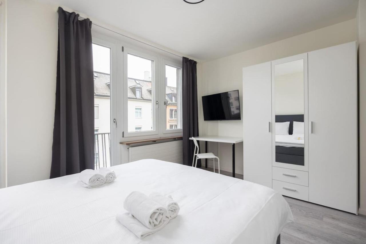 Urban Oasis with Queen Bed and View BE-34