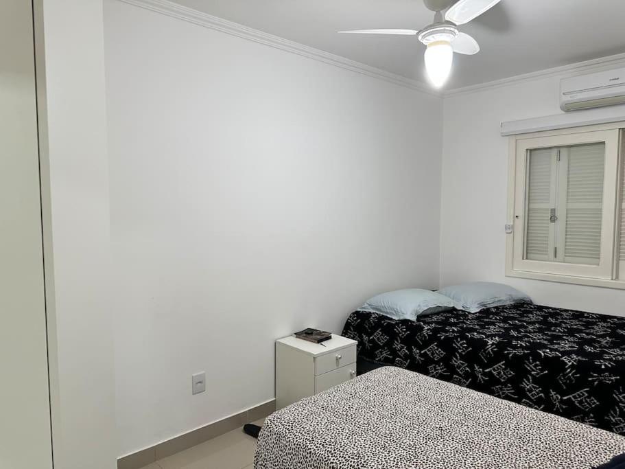 BELA CASA PROXÍMA A PRAIA